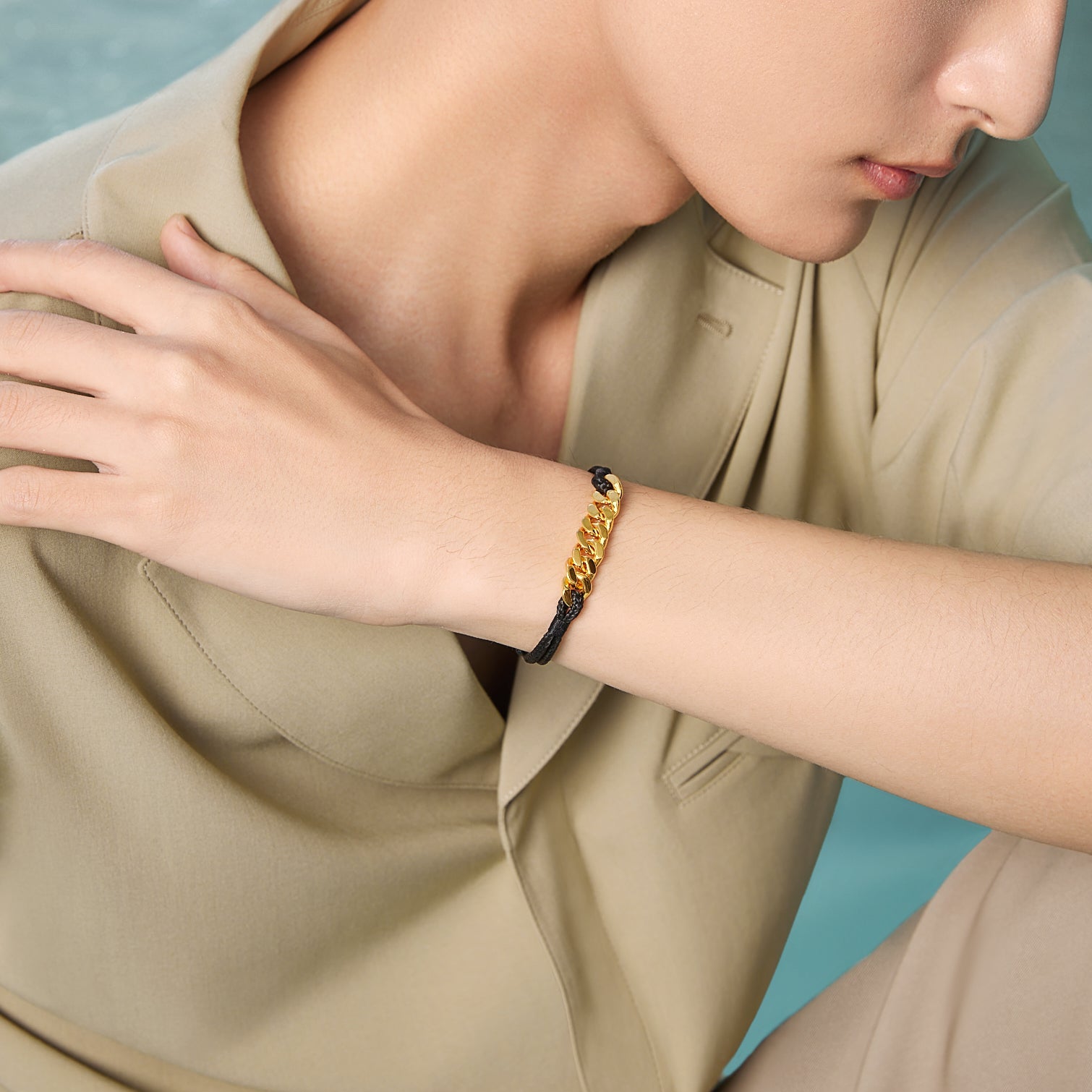 "ZHOU LIU FU X Johnny Huang" 24K Gold Bracelet  4-4.5g A1711583