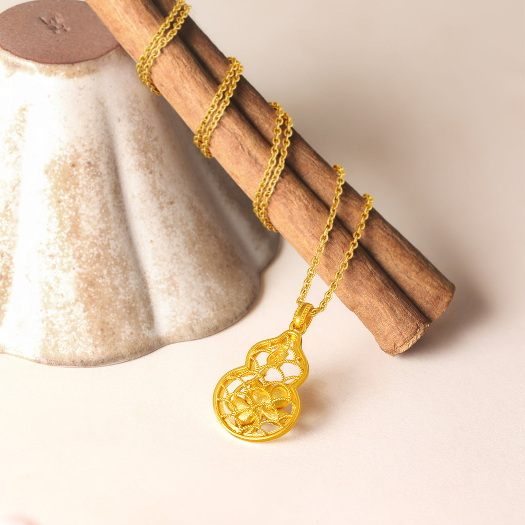 'Jiuhua Mountain' 24K Gold Pendant Lotus Flower Gourd A0414665