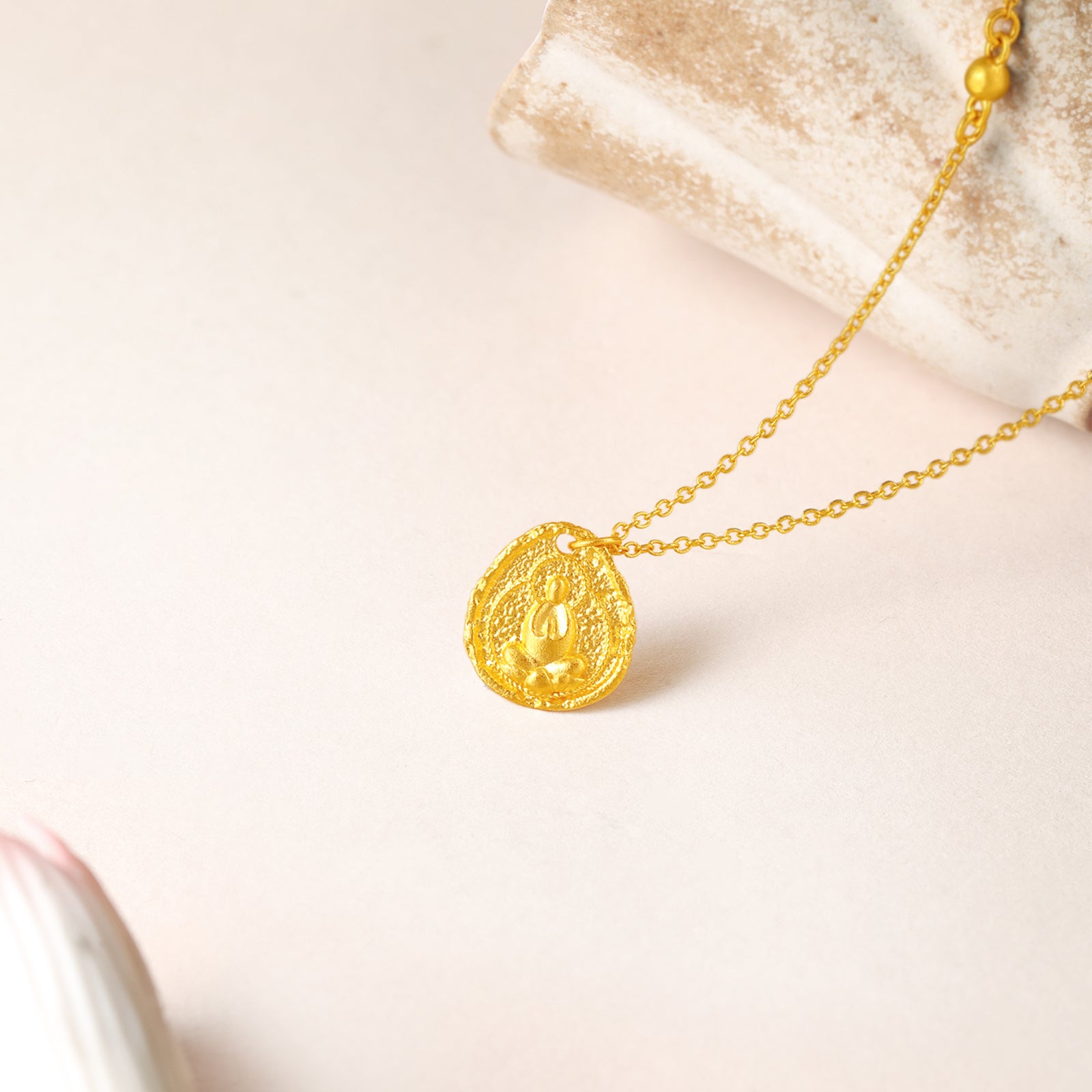 "Jiuhua Mountain" 999.9 24K Gold Pendant Necklace Ksitigarbha Bodhisattva A0614670