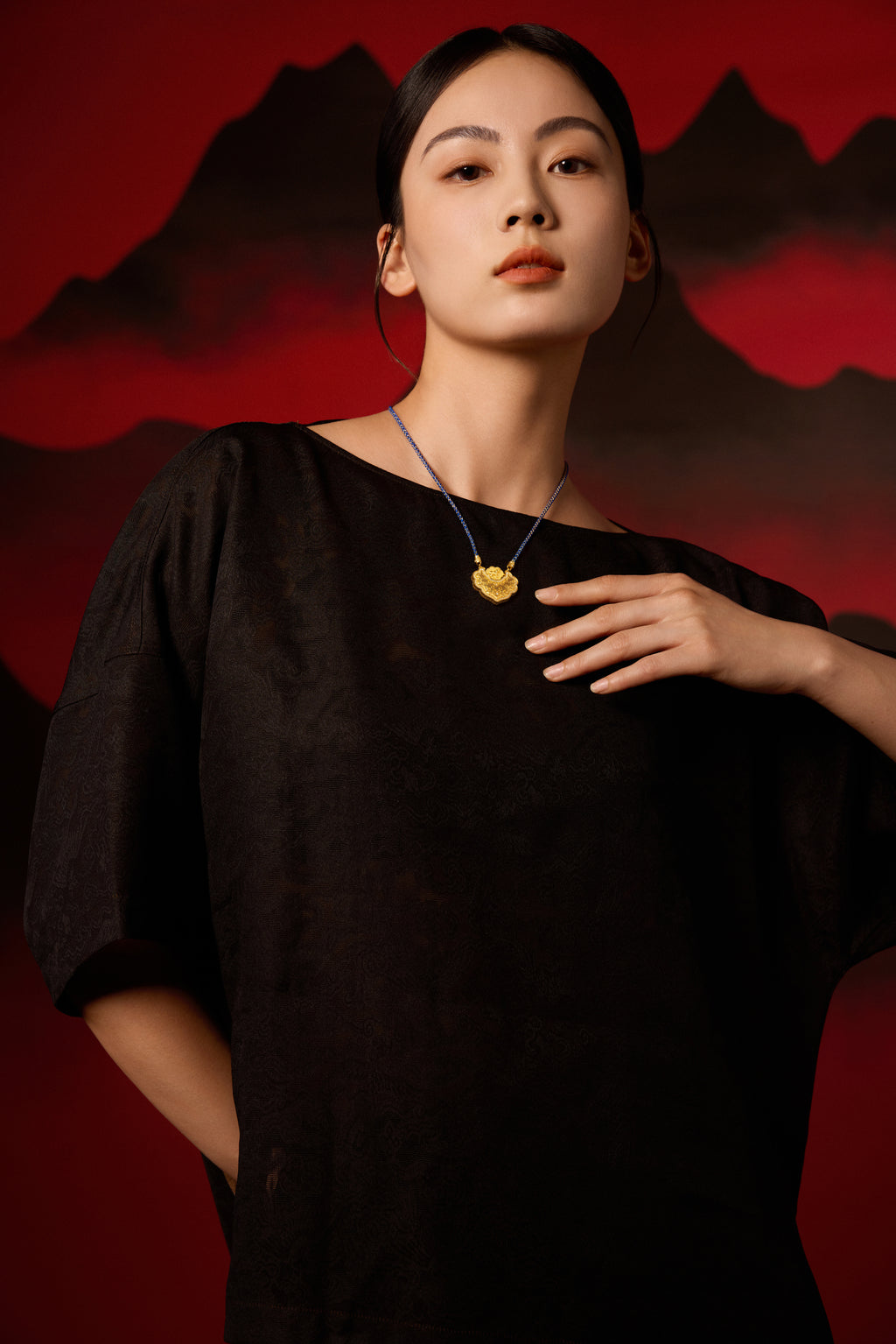 "Chinese Culture Collection - Dan Qing" 999 24K Gold String Pendant Diamond 0.0038ct Ruyi 32-37g W0449936