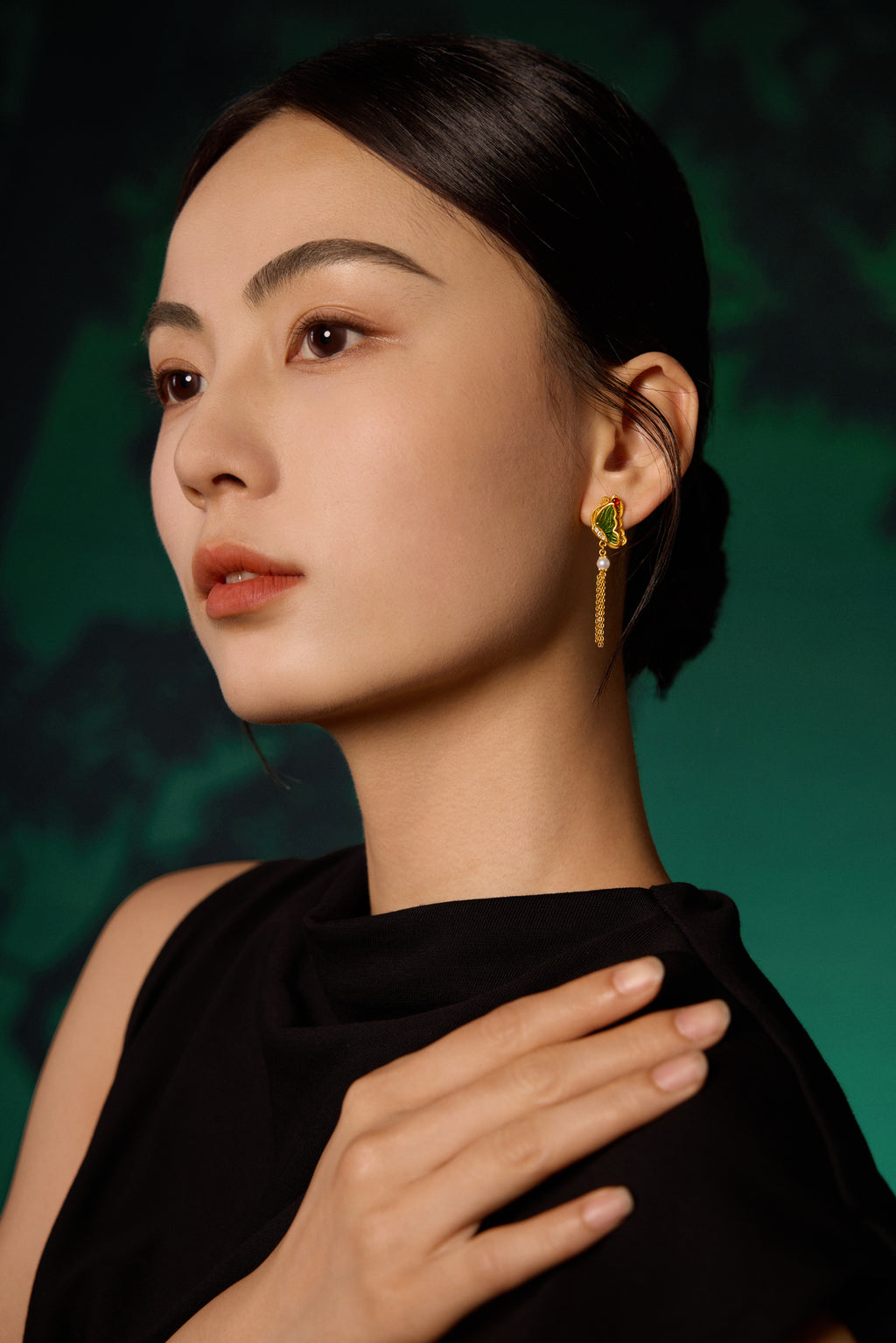 "Chinese Culture Collection - Dan Qing" 24K Gold Earrings Diamond 0.0097ct Pearl 4-4.5mm Butterfly 6.5-8.5g W0947487