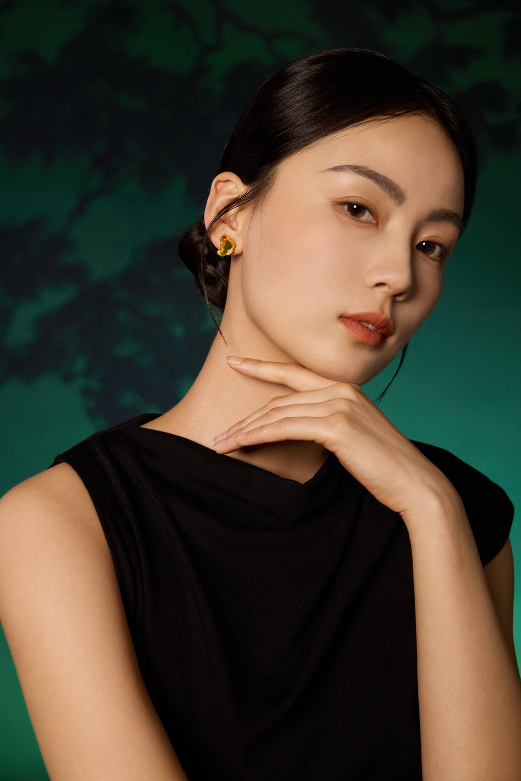 "Chinese Culture Collection - Dan Qing" 24K Gold Earrings Diamond 0.0094ct Butterfly 5.5-7.5g W0947500