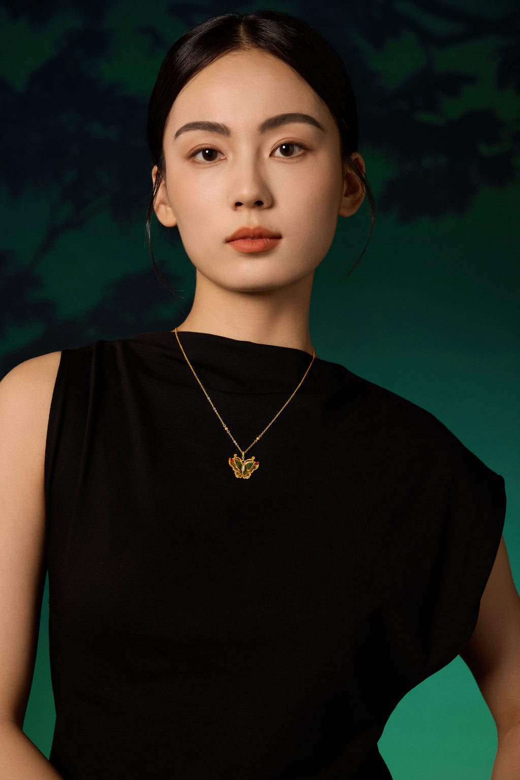 "Chinese Culture Collection - Dan Qing" 24K Gold Pendant Necklace Diamond 0.0088ct Butterfly 12.2-15.2g W0647480