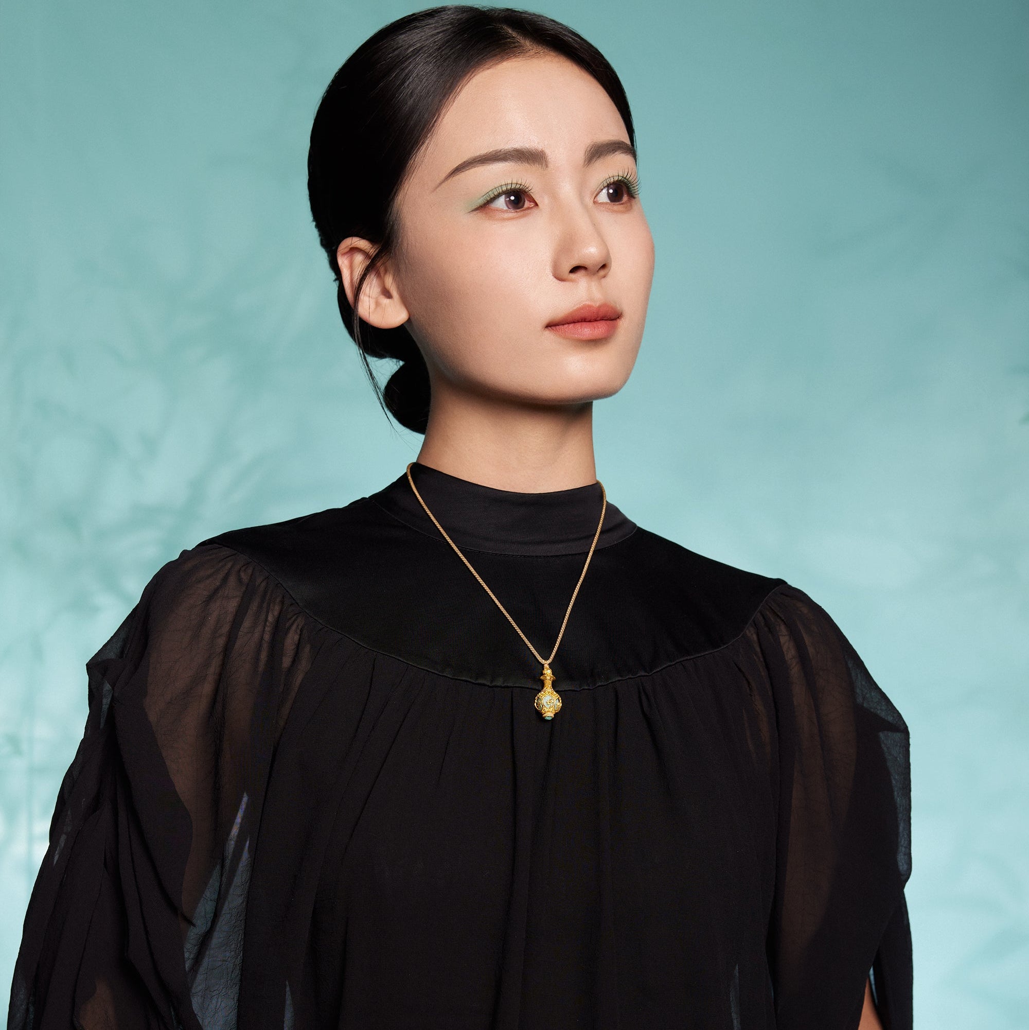 「中華文化典藏 - 汝窯」24K 金鑽石 0.005 克拉蓮花吊墜 9.45-11.45 克 W0448090
