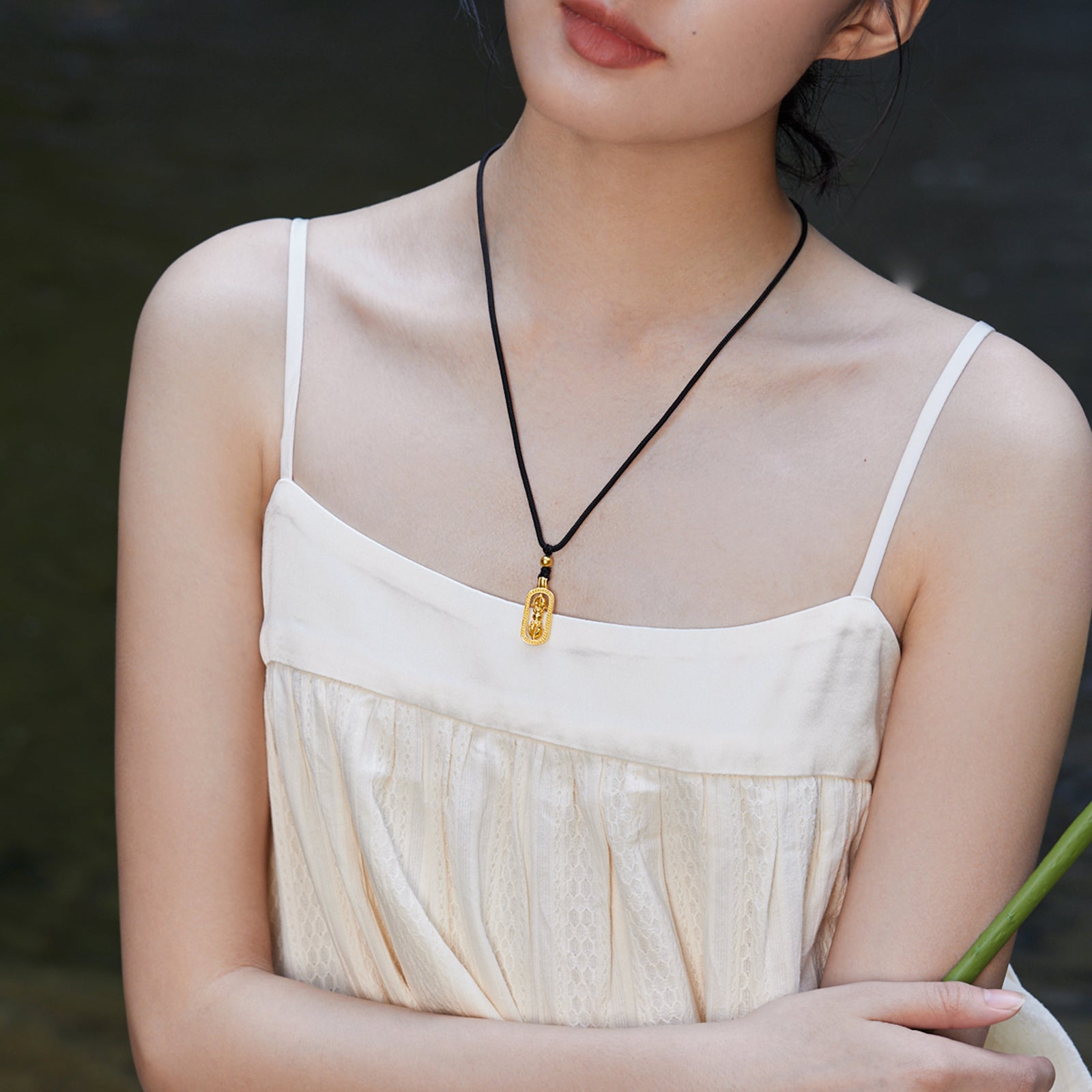 'Jiuhua Mountain' 999.9 24K Gold Pendant Necklace Vajra A0414660