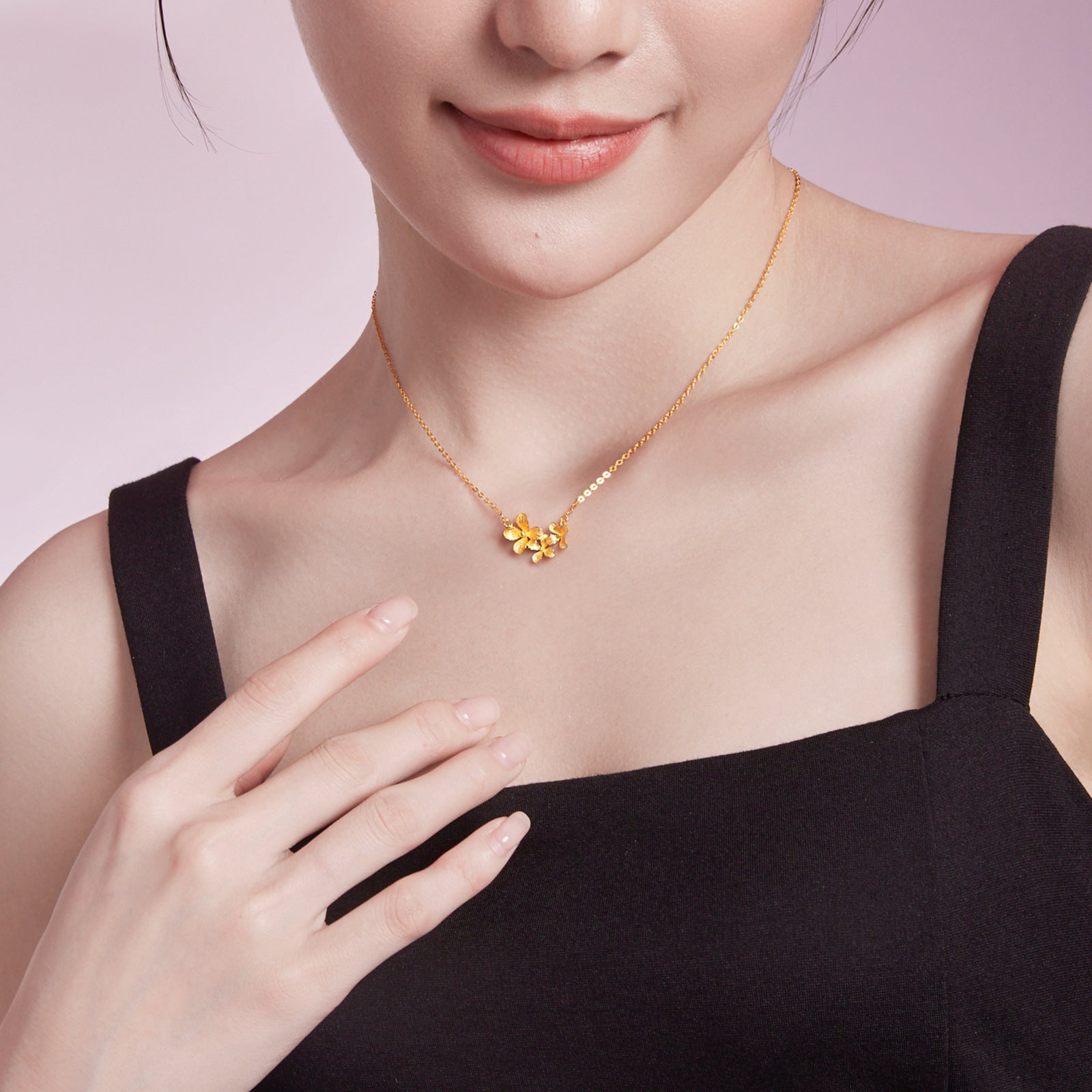 999 24K Gold Pendant Necklace Flower 3.85-4.15g A0611671