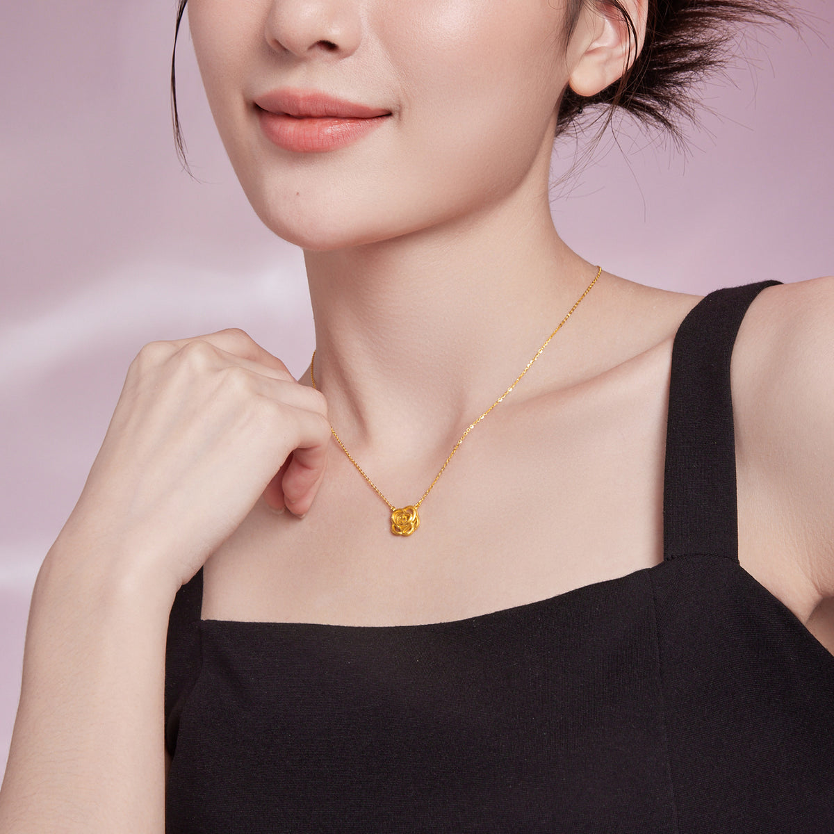 999 24K Gold Pendant Necklace Flower 3-3.8g A0611681