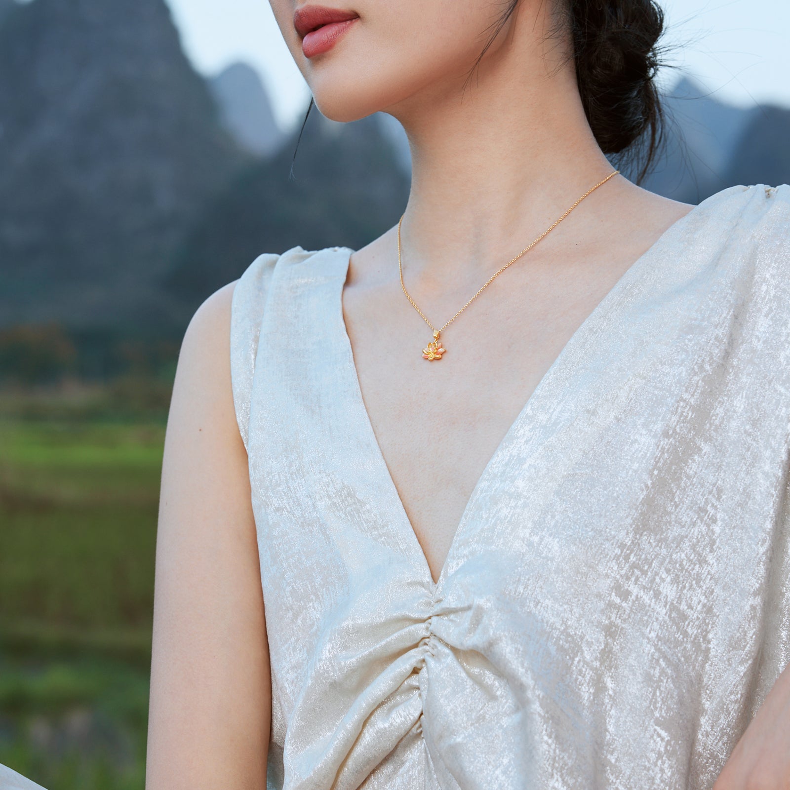 九華山 999.9 24K 金蓮花吊墜 A0414636