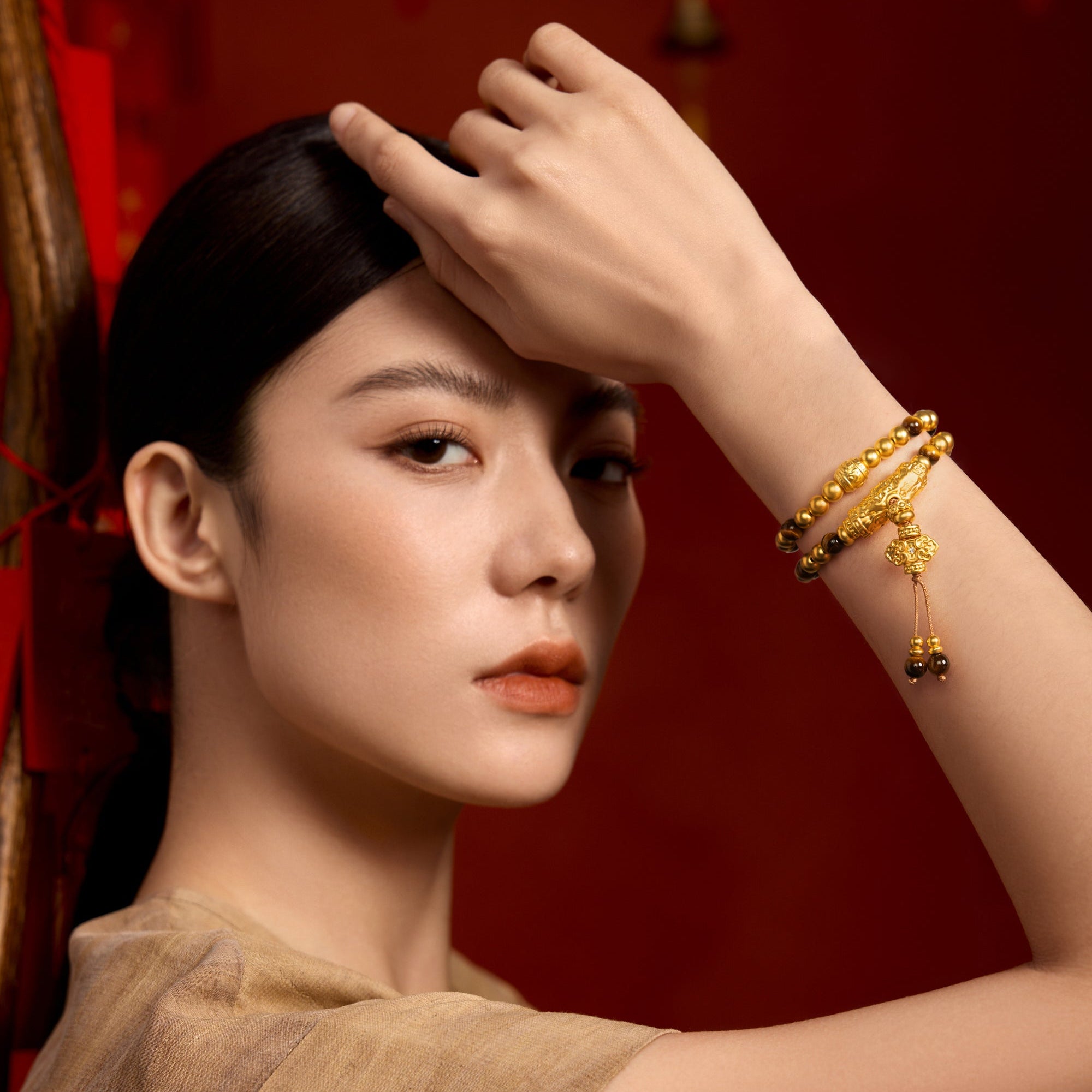 "Jiuhua Mountain" 24K Gold String Bracelet Wood Transformation Stone Engraved Ruyi Tassel 6-6.5mm 35cm A1936212