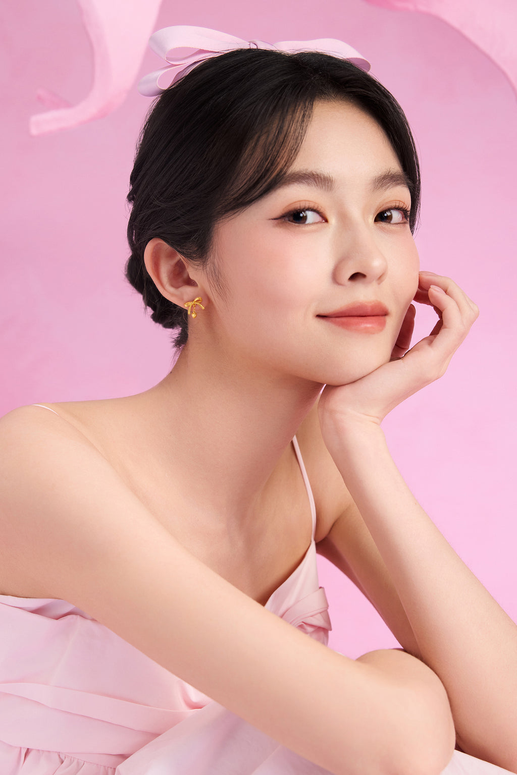 "Girl's Worries" 24K Gold Earrings Bow 2.15-2.55g A0915497