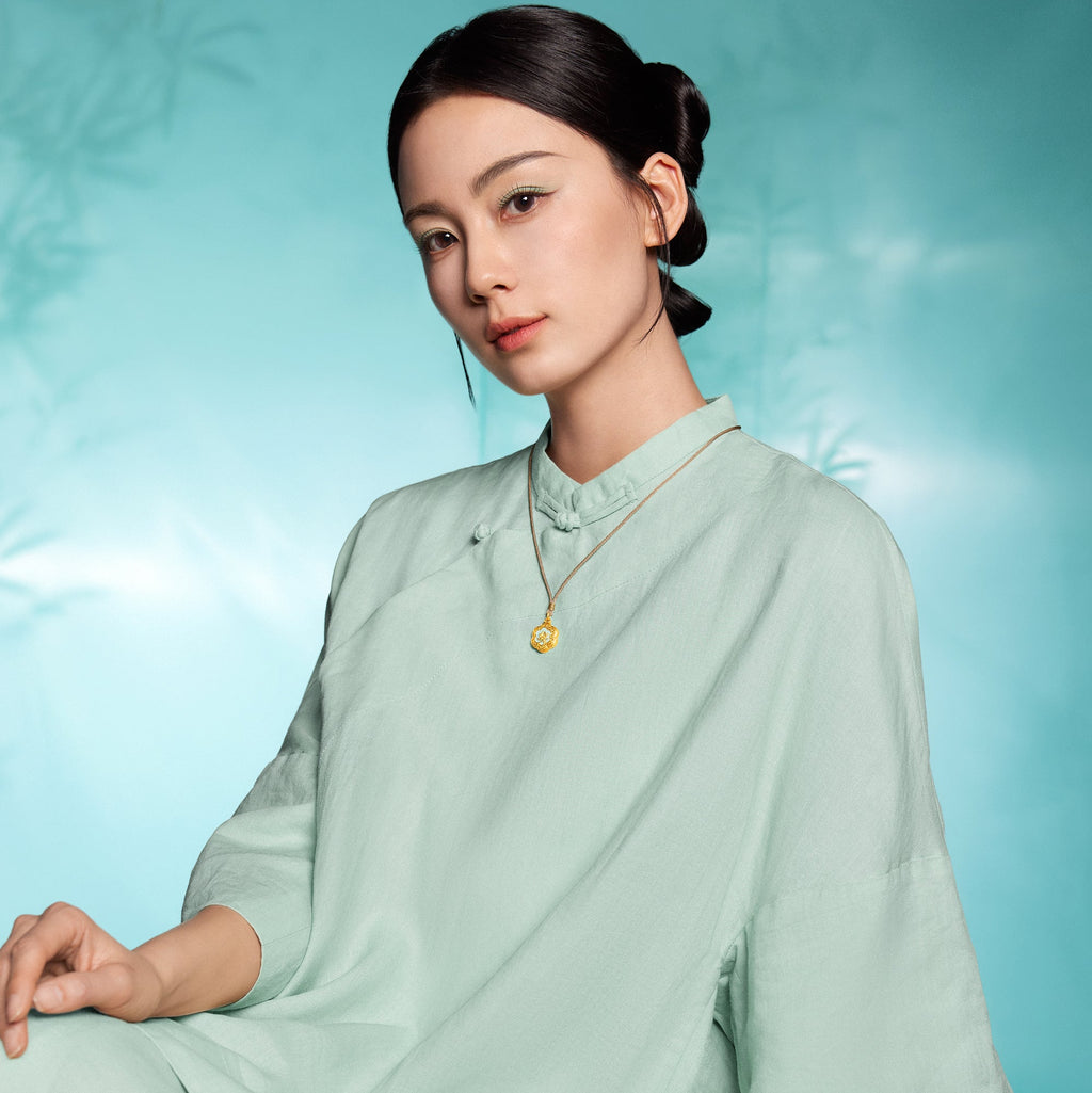 「中華文化系列 — 汝窯」24K金花卉吊墜 5.01-7.01克 A0448114