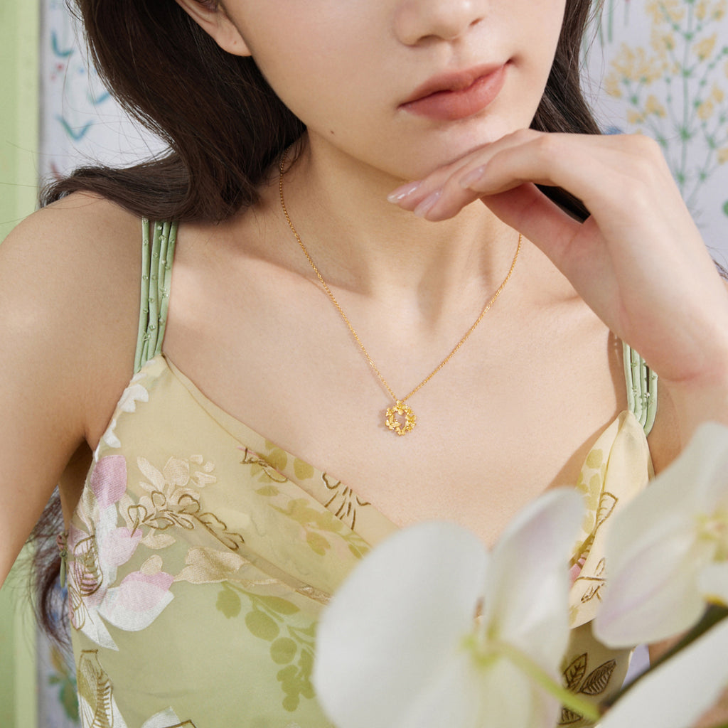 "Annie's Garden" 999 24K Gold Pendant Necklace Flower 3.3-3.6g A0613017