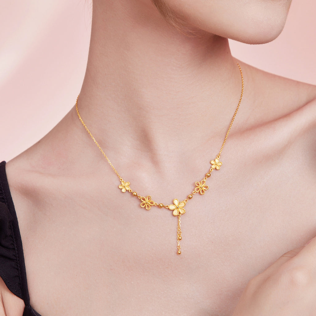 999 24K Gold Pendant Necklace Flower 8.4-9.4g A0612525