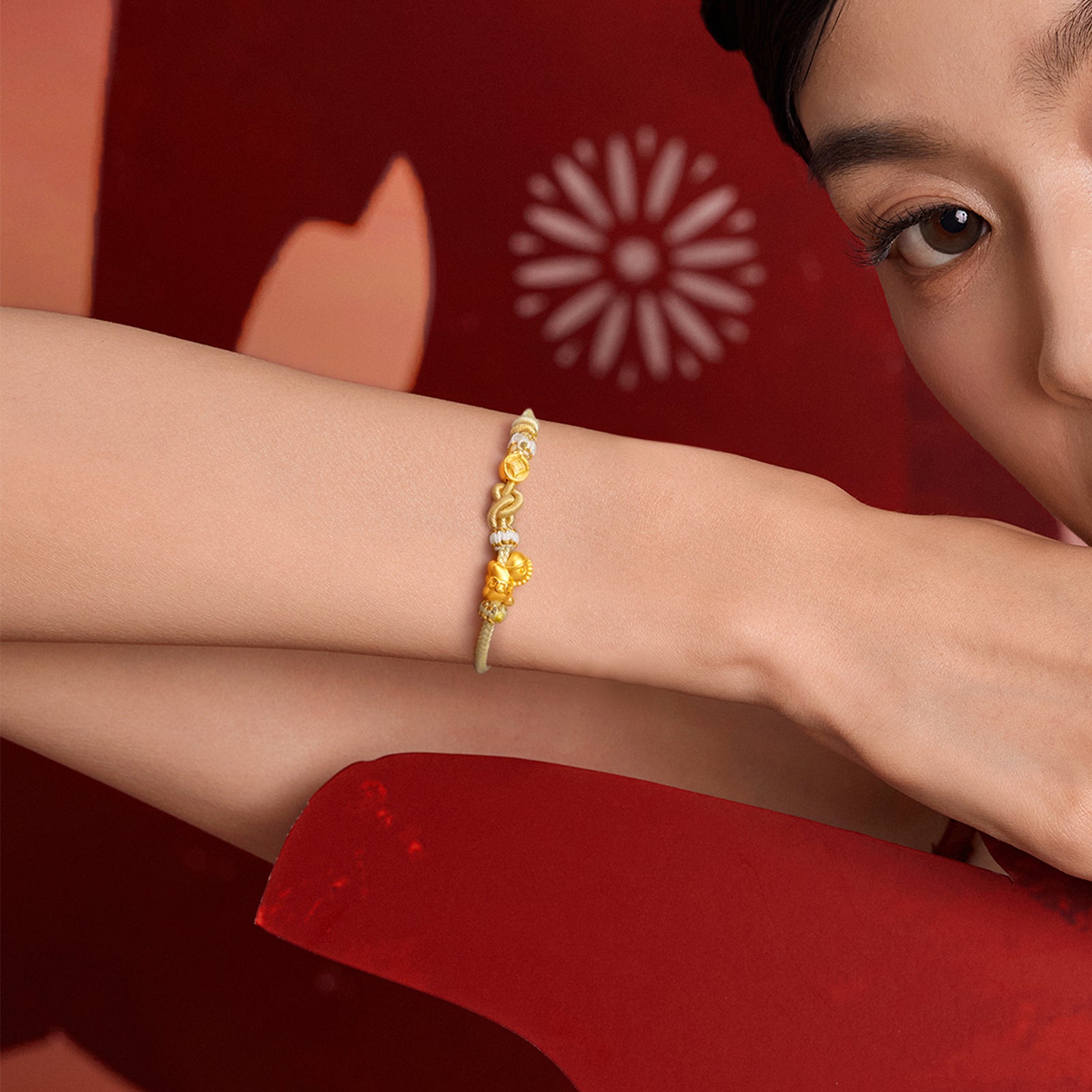 'Year of the Horse'  24K Gold String Bracelet Horse Coin 0.7-0.9g 16cm-22cm A1715744