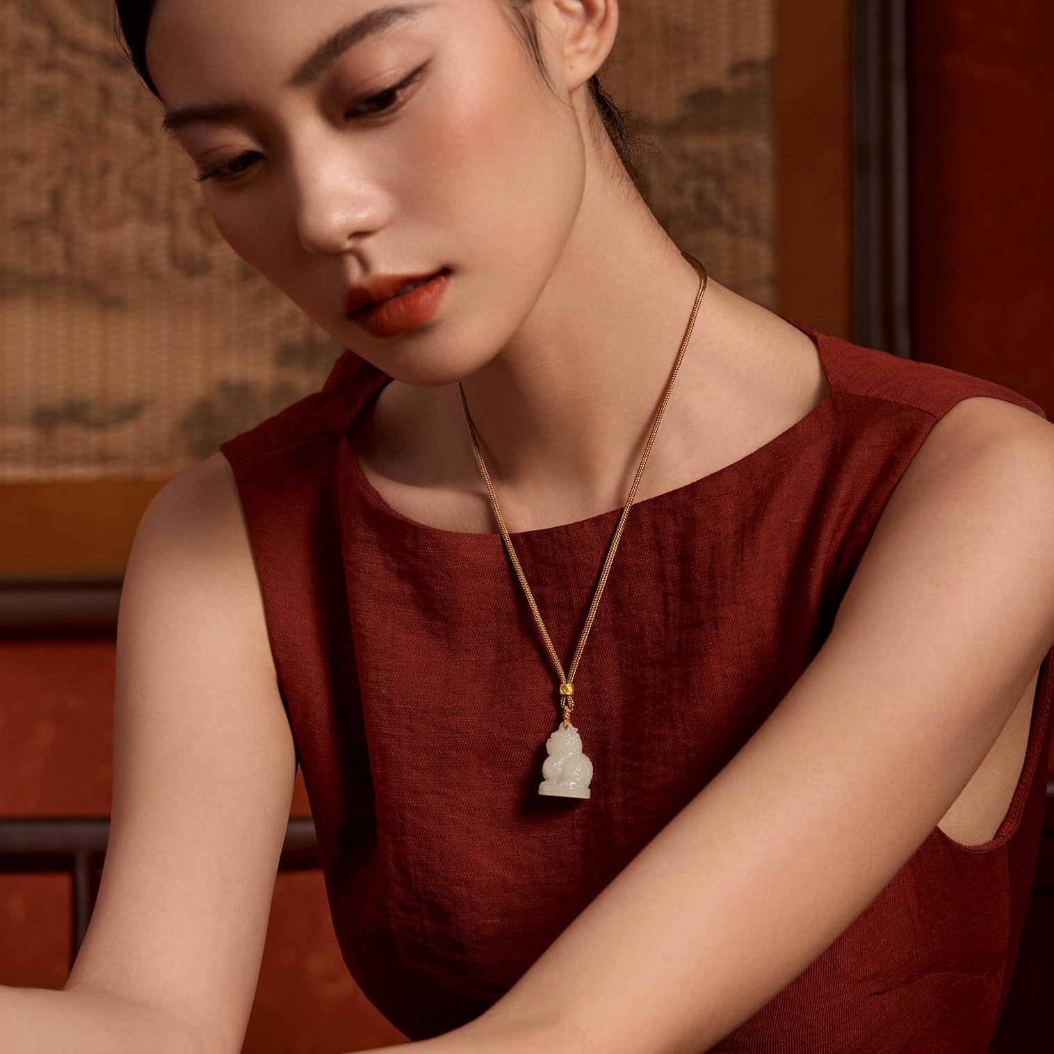 'Jiuhua Mountain' 24K Gold Pendant Necklace Heitian Jade Ksitigarbha's Mount Diting Y0415337