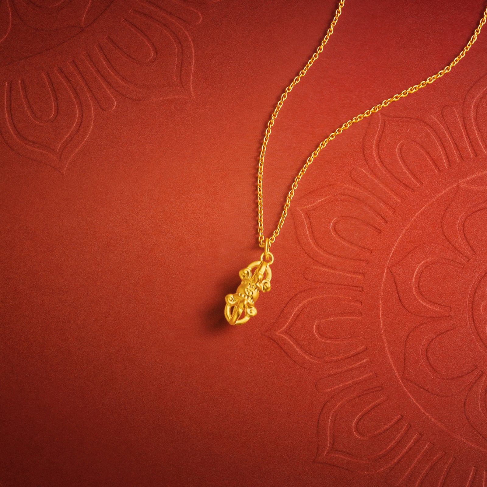 'Jiuhua Mountain' 24K Gold Pendant Vajra A0415255