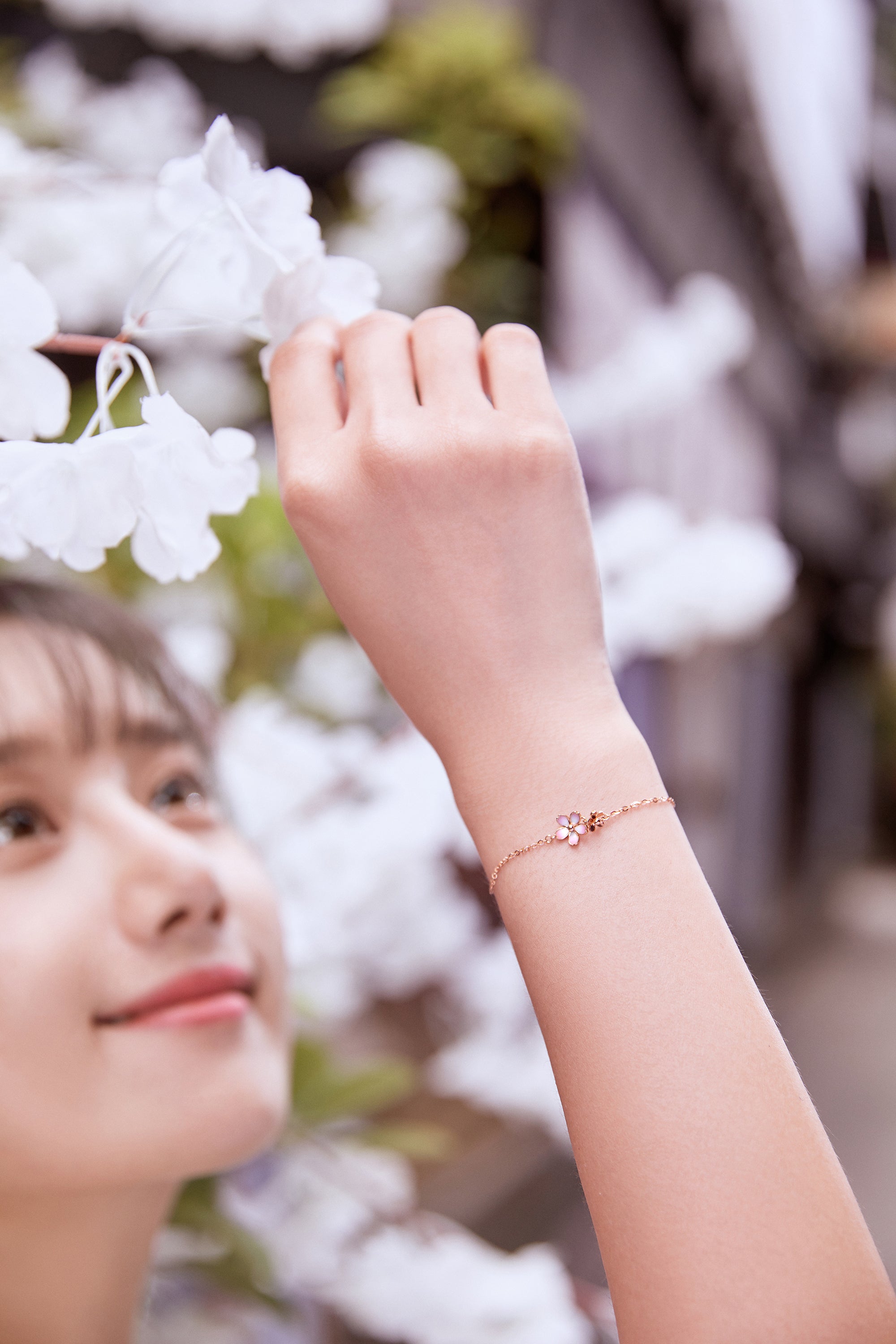 日艺馆 18K Rose Gold Chain Bracelet              Flower 1-1.4g KIHH076840