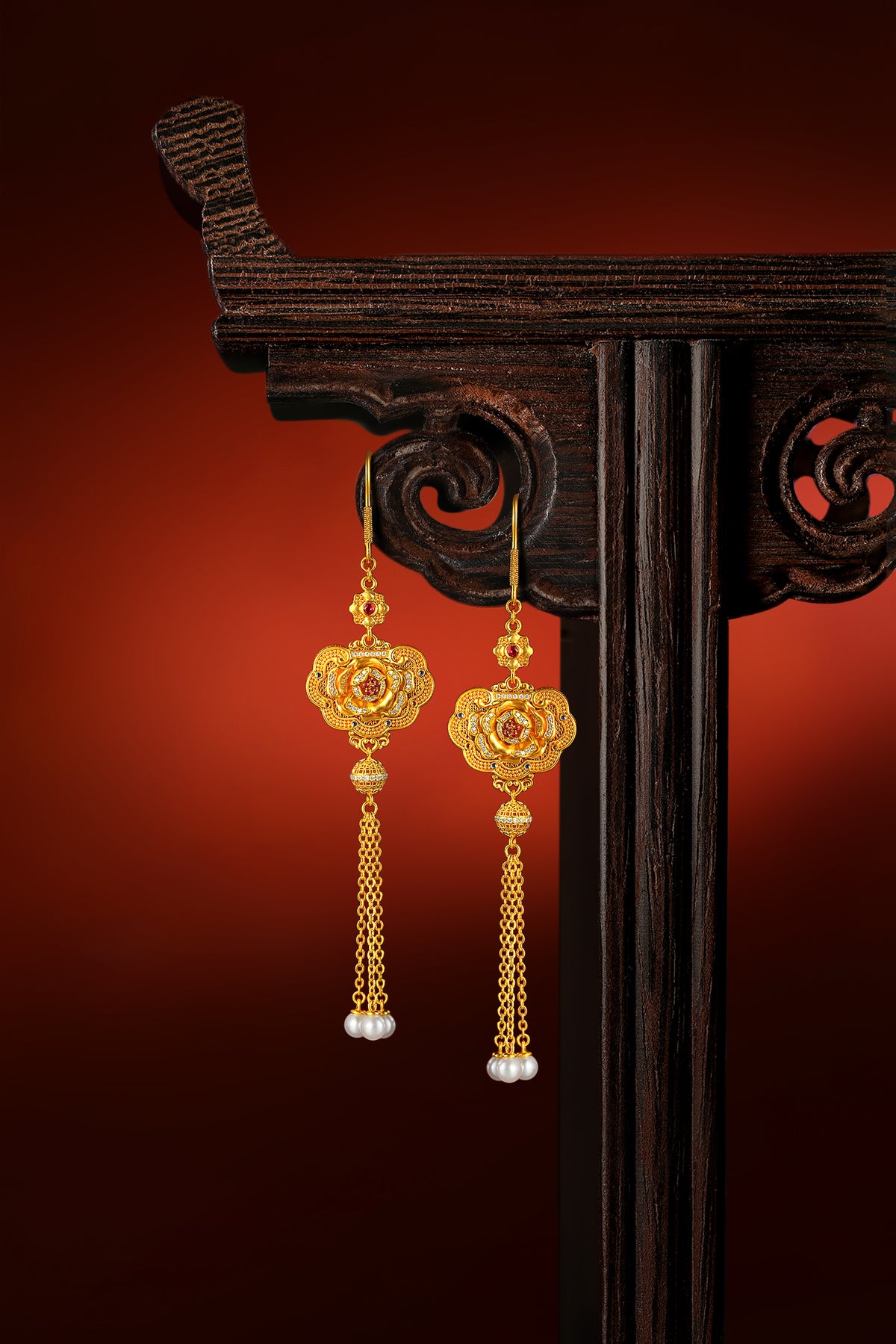 "Chinese Culture Collection - Dan Qing" 999 24K Gold Earrings Diamond 0.0024ct Ruby 0.0089ct Aquamarine 3.8-4.3mm Ruyi 25-31g W0950046