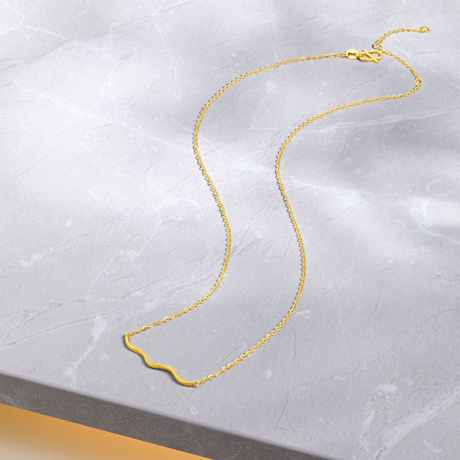 "Infinite" 24K Gold Pendant Necklace 2.55-2.85g A0610837