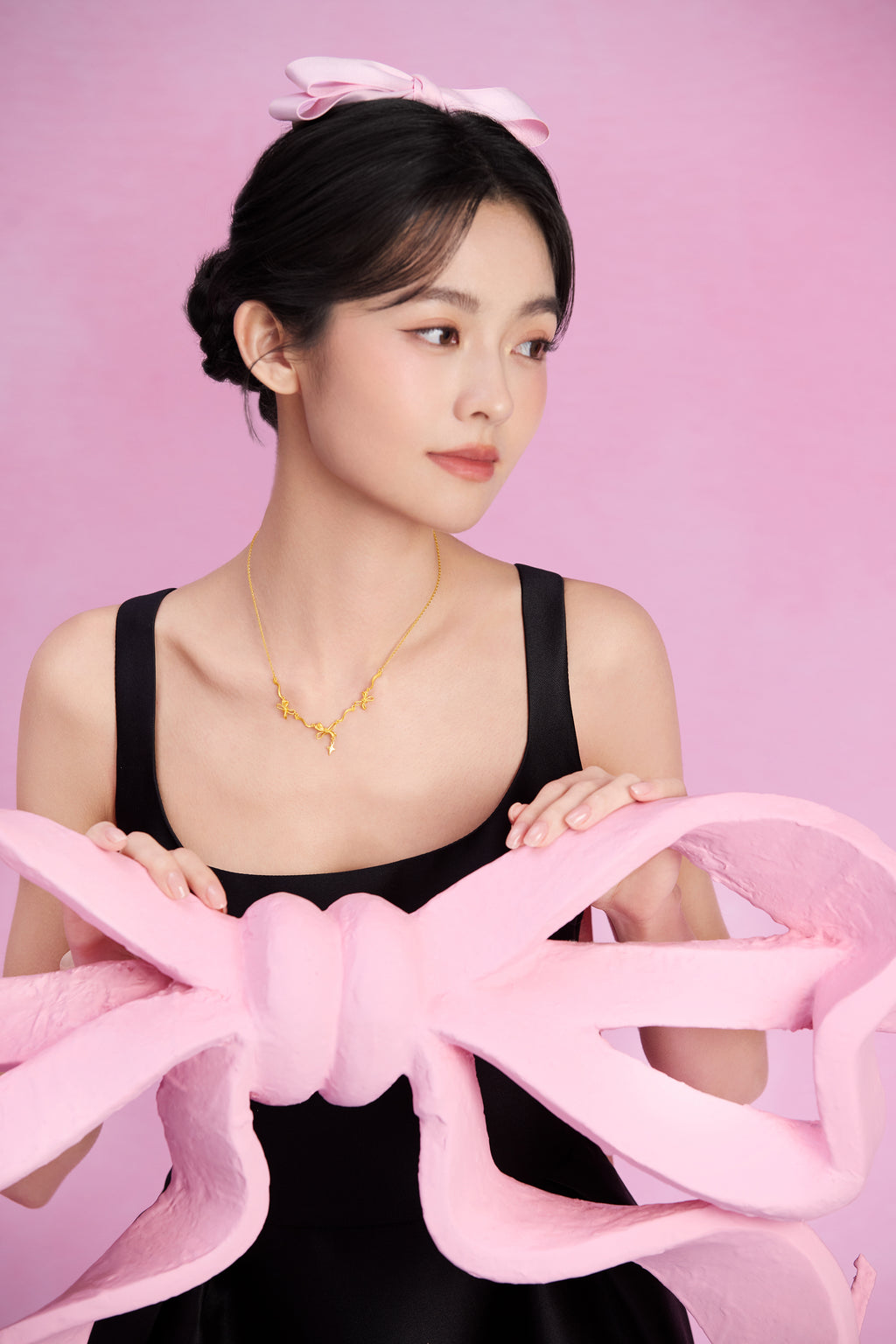 "Girl's Worries" 24K Gold Pendant Necklace Bow 5.38-6.58g A0615789