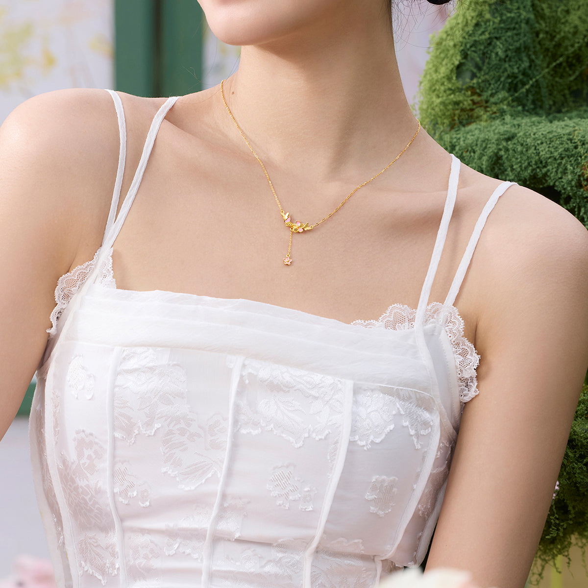 “Dream in the Garden” 999 24K Gold Pendant Necklace Flower 3.87-4.37g A0614925