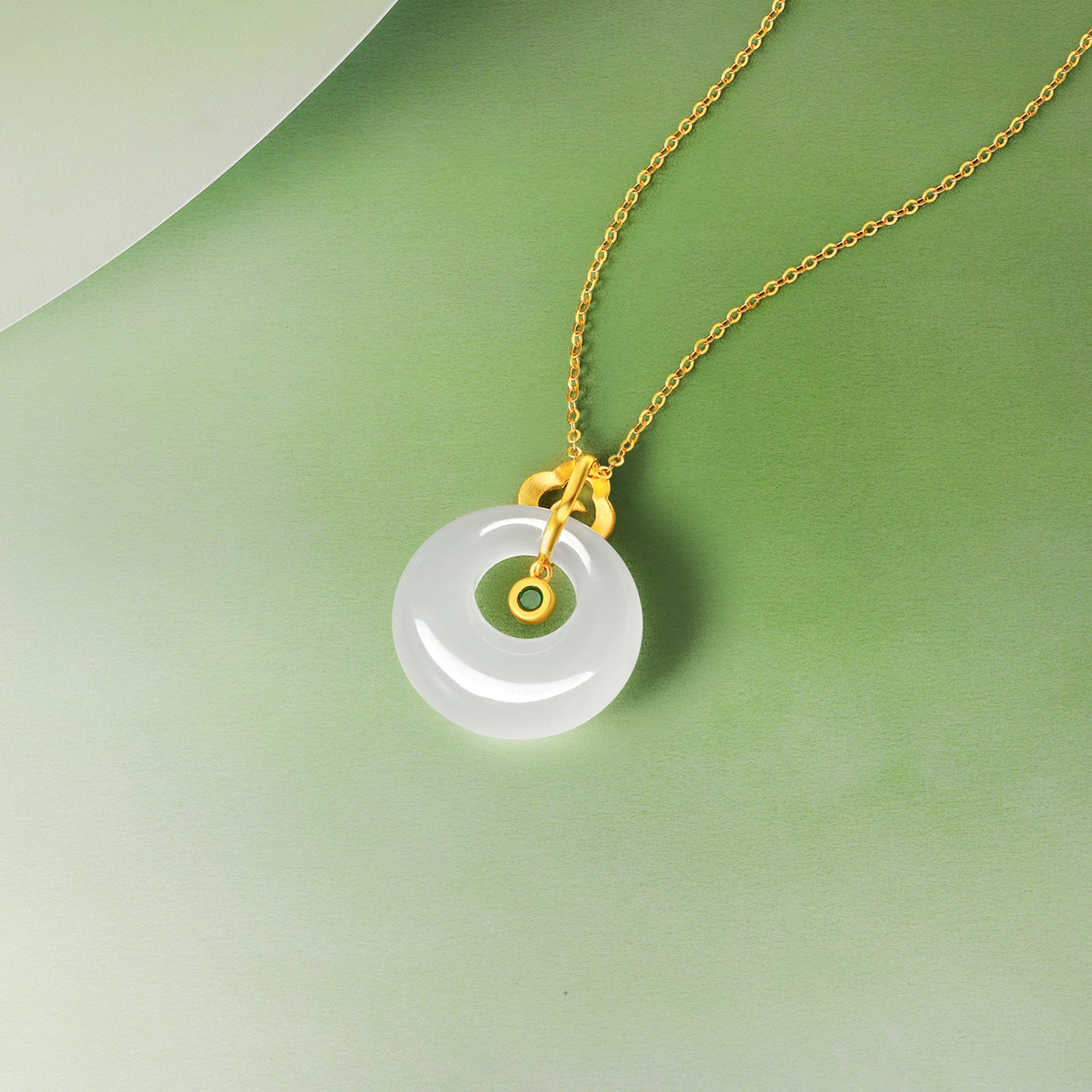 999.9 24K Gold Pendant Heitian Jade 0.8-1g Ping An Kou Y0411798