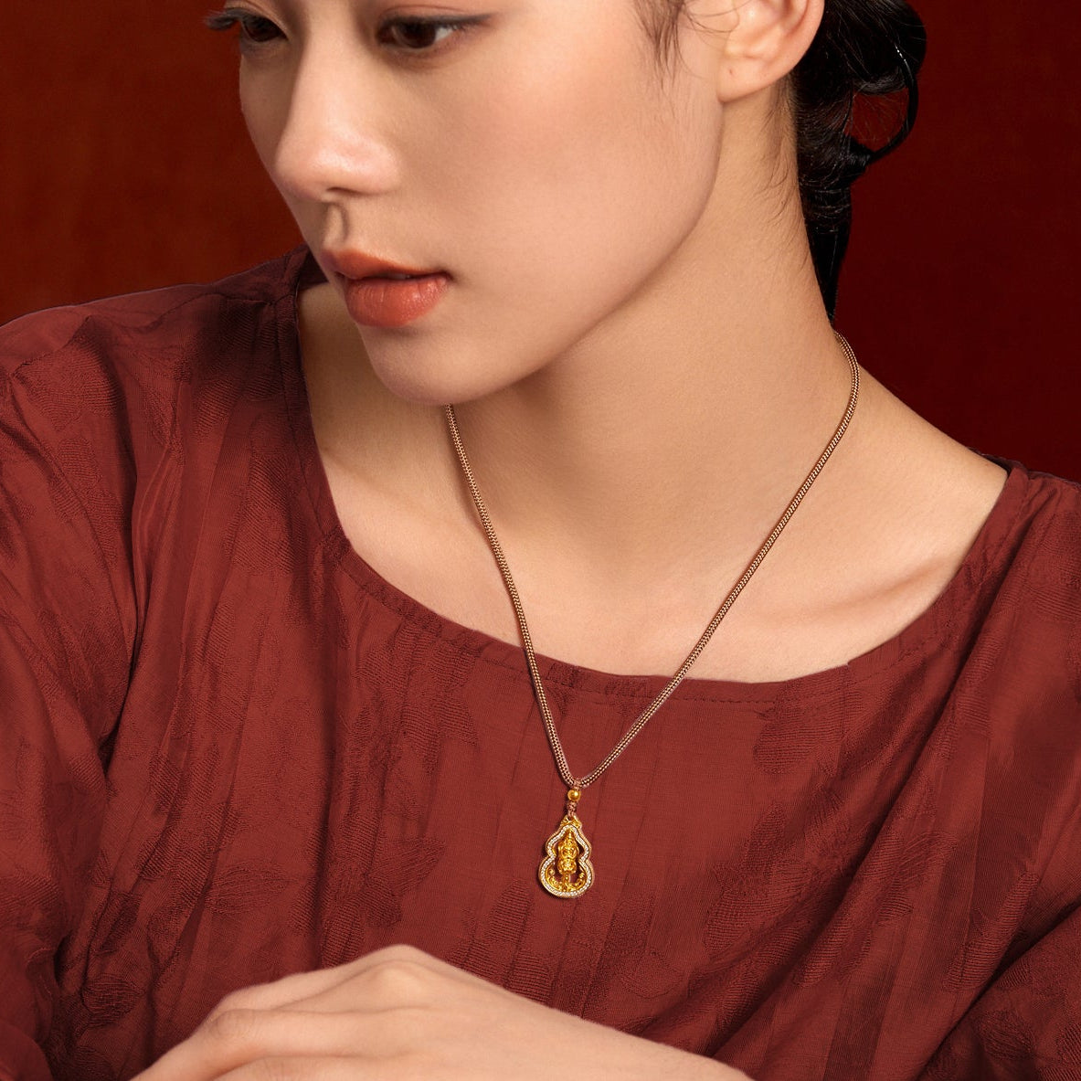 'Jiuhua Mountain' 999.9 24K Gold Pendant Necklace Diamond Vajra V0415274