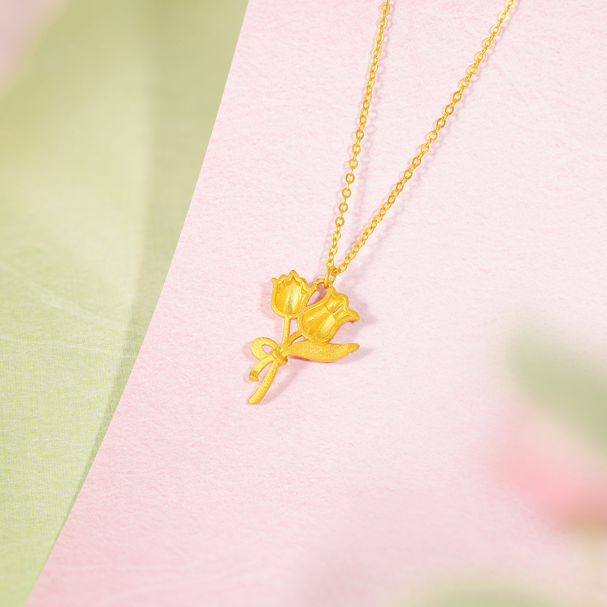 “Dream in the Garden” 24K Gold Chain Bracelet Flower 1.5-1.9g A0714995