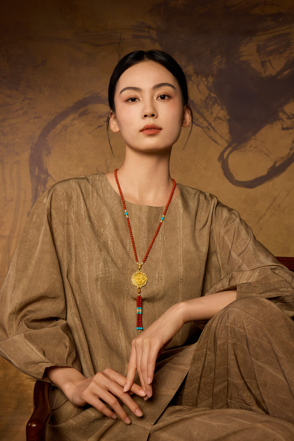 "Chinese Culture Collection - Dan Qing" 24K Gold Pendant Necklace Braided Rope Agate 3-5.5mm Diamond 0.05ct 0.0024-0.0045 Dragons & Phoenixes 56-64.5g J0636327