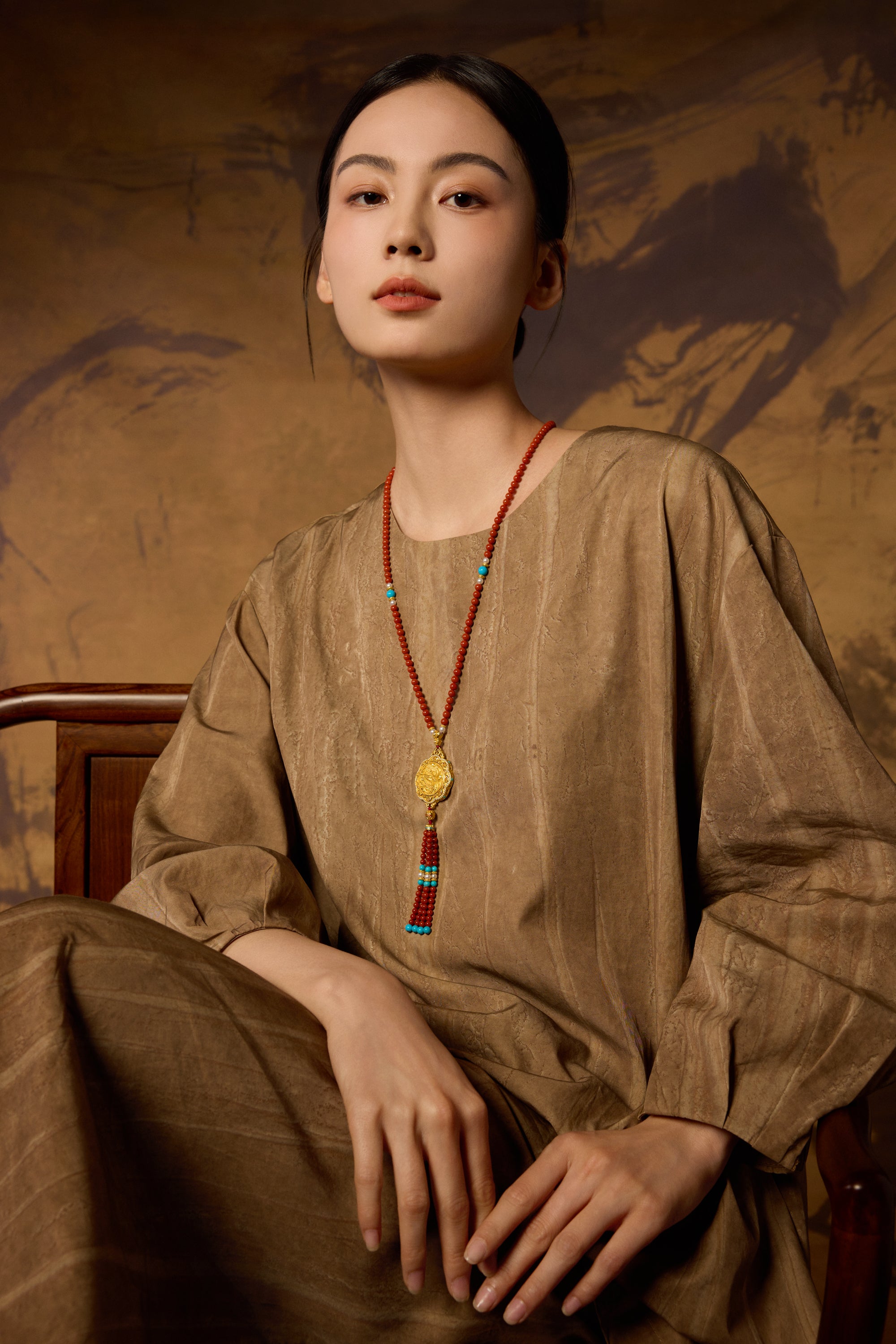 "Chinese Culture Collection - Dan Qing" 24K Gold Pendant Necklace Braided Rope Agate 3-5.5mm Diamond 0.05ct 0.0024-0.0045 Dragons & Phoenixes 56-64.5g J0636327