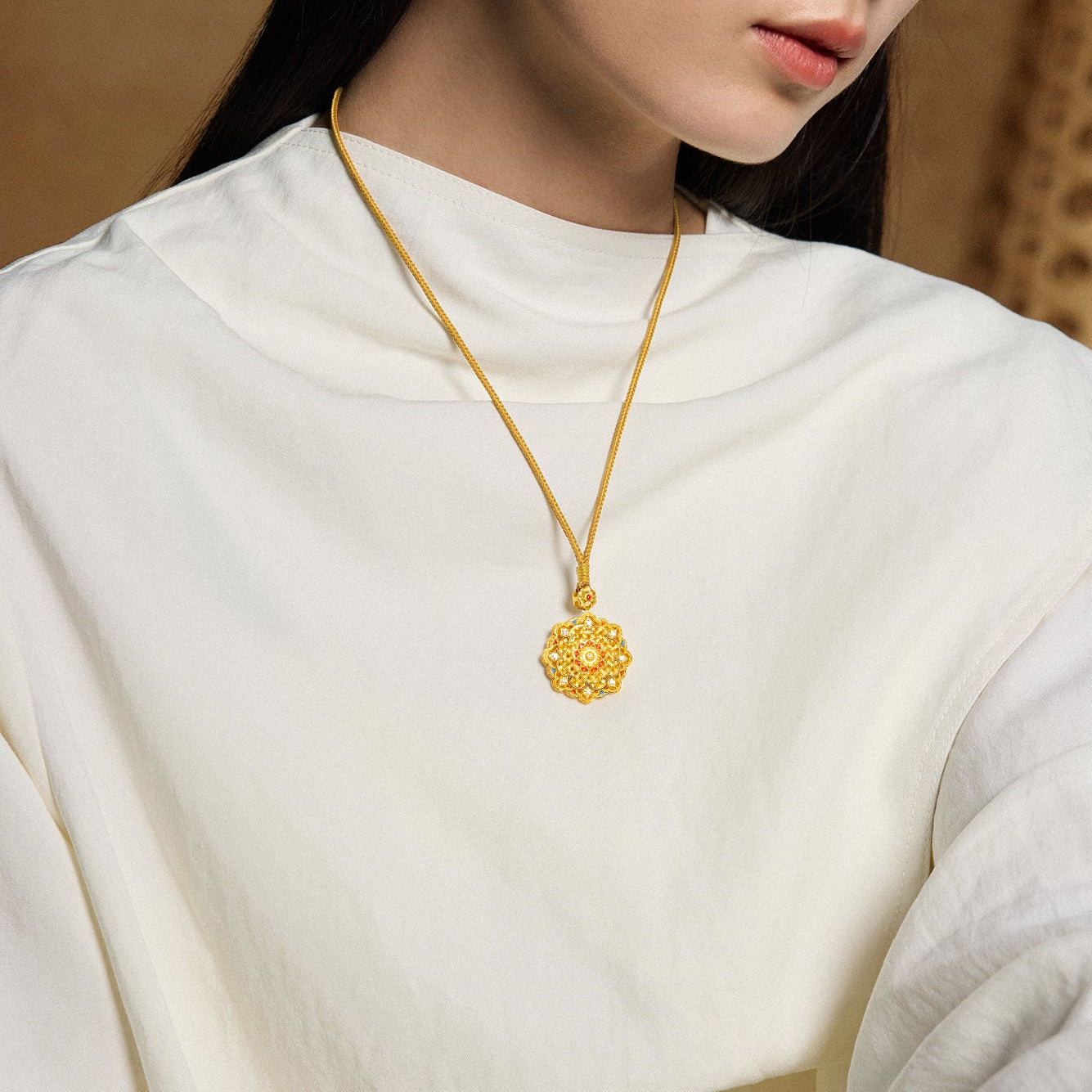 "Chinese Culture Collection - Woven Bamboo" 24K Gold Pendant Necklace Diamond 0.014ct Flora 18.12-20.12g W0423512