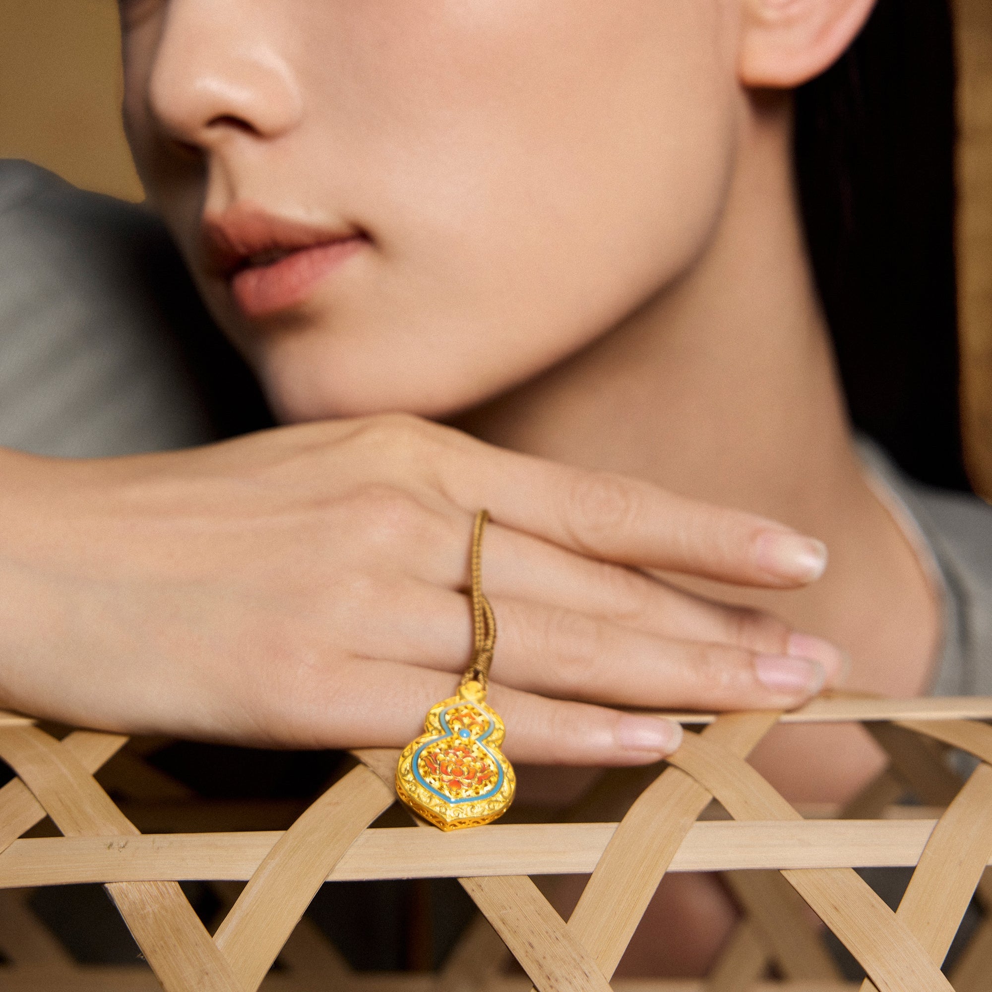 "Chinese Culture Collection - Woven Bamboo" 24K Gold Pendant Necklace Diamond 0.004ct Gourd 12.5-14.5g W0423488