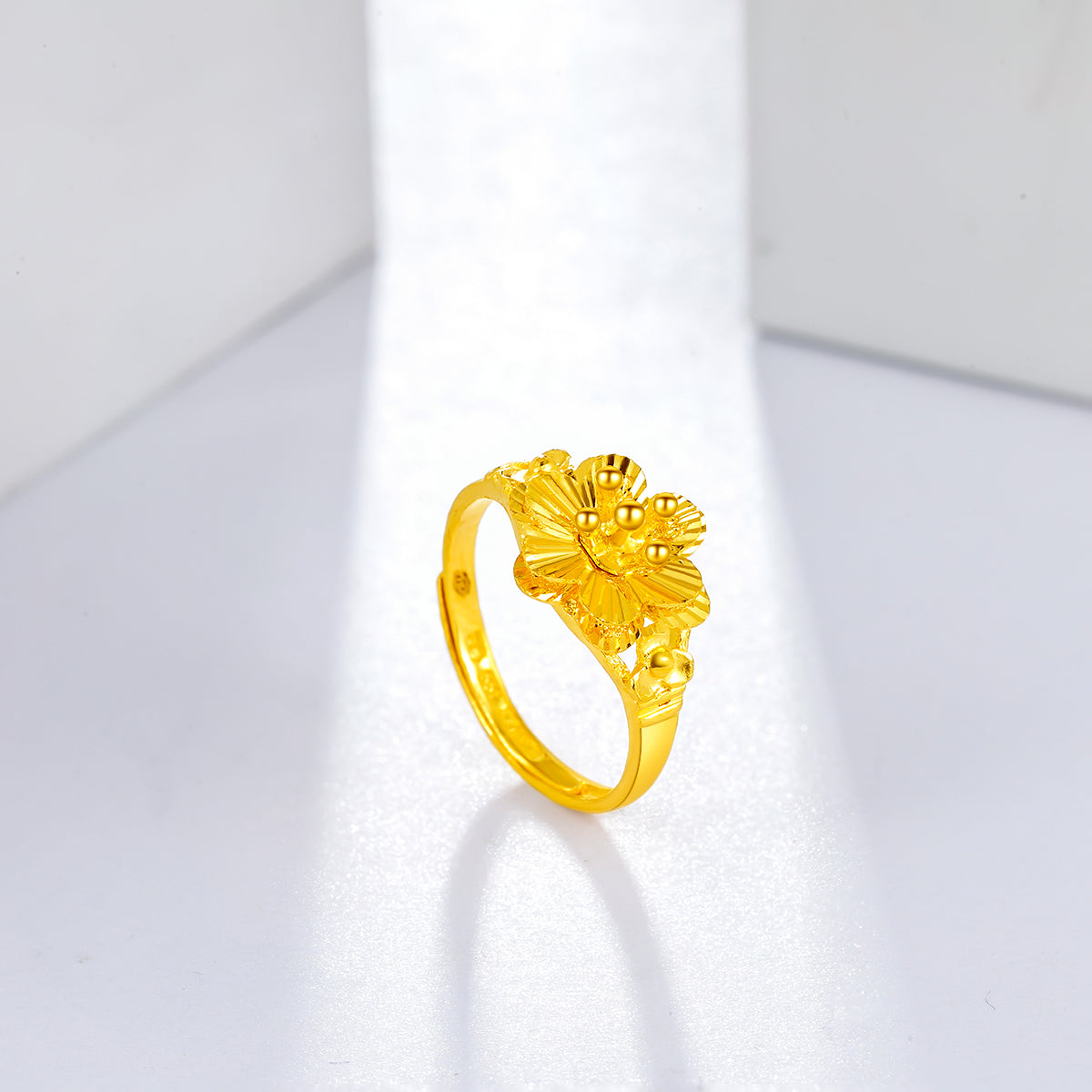 999 24K Gold Ring Flower 4-4.6g AB012629