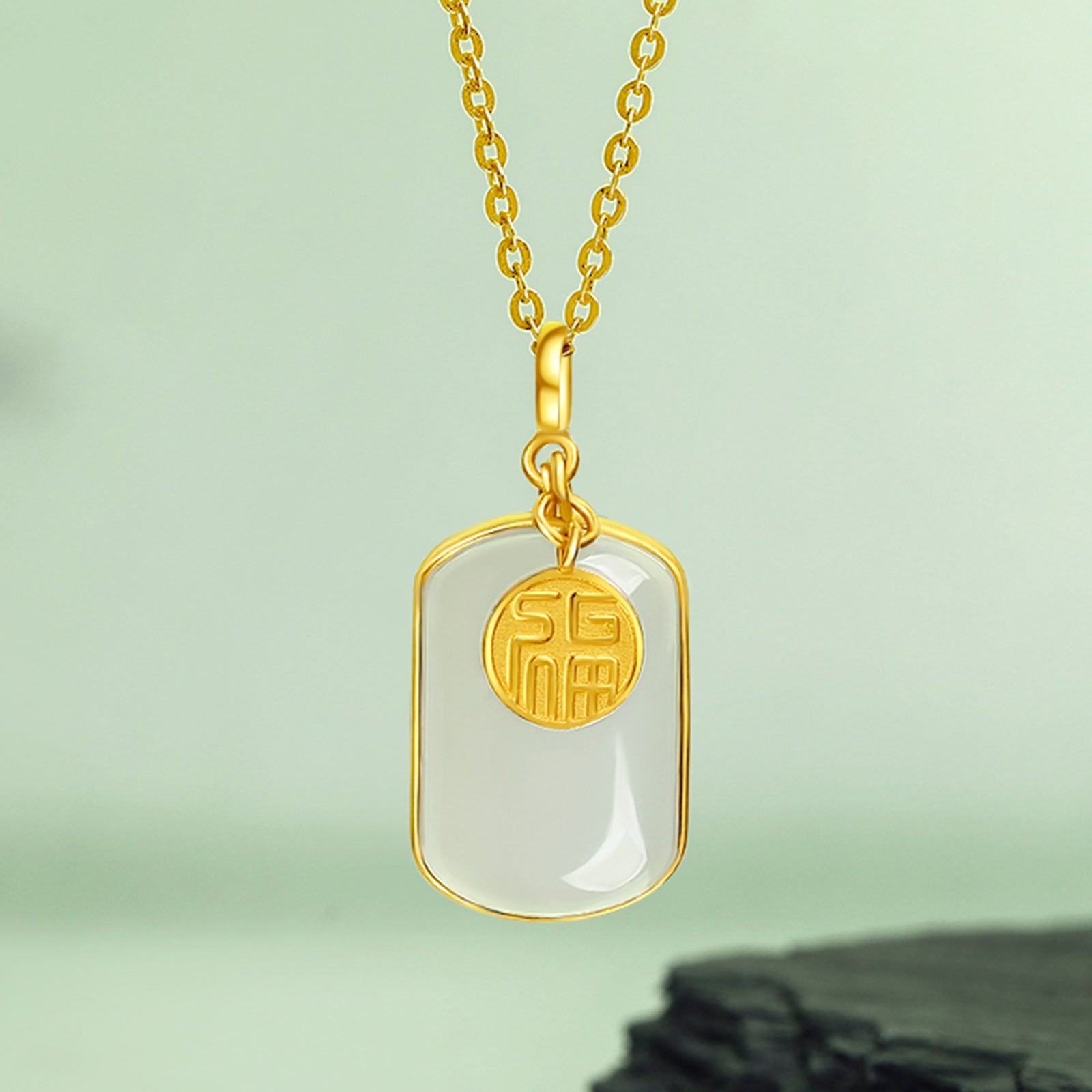 999.9 24K Gold Pendant Heitian Jade 0.8-1g Wu Shi Pai 无事牌 Y0411801