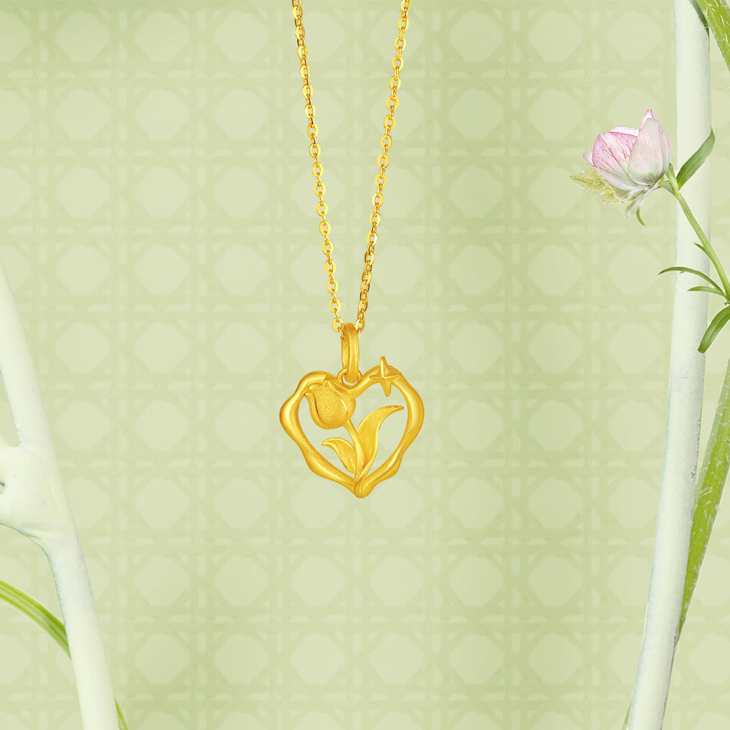 999 24K Gold Pendant Flower 2.76-3.06g A0413044