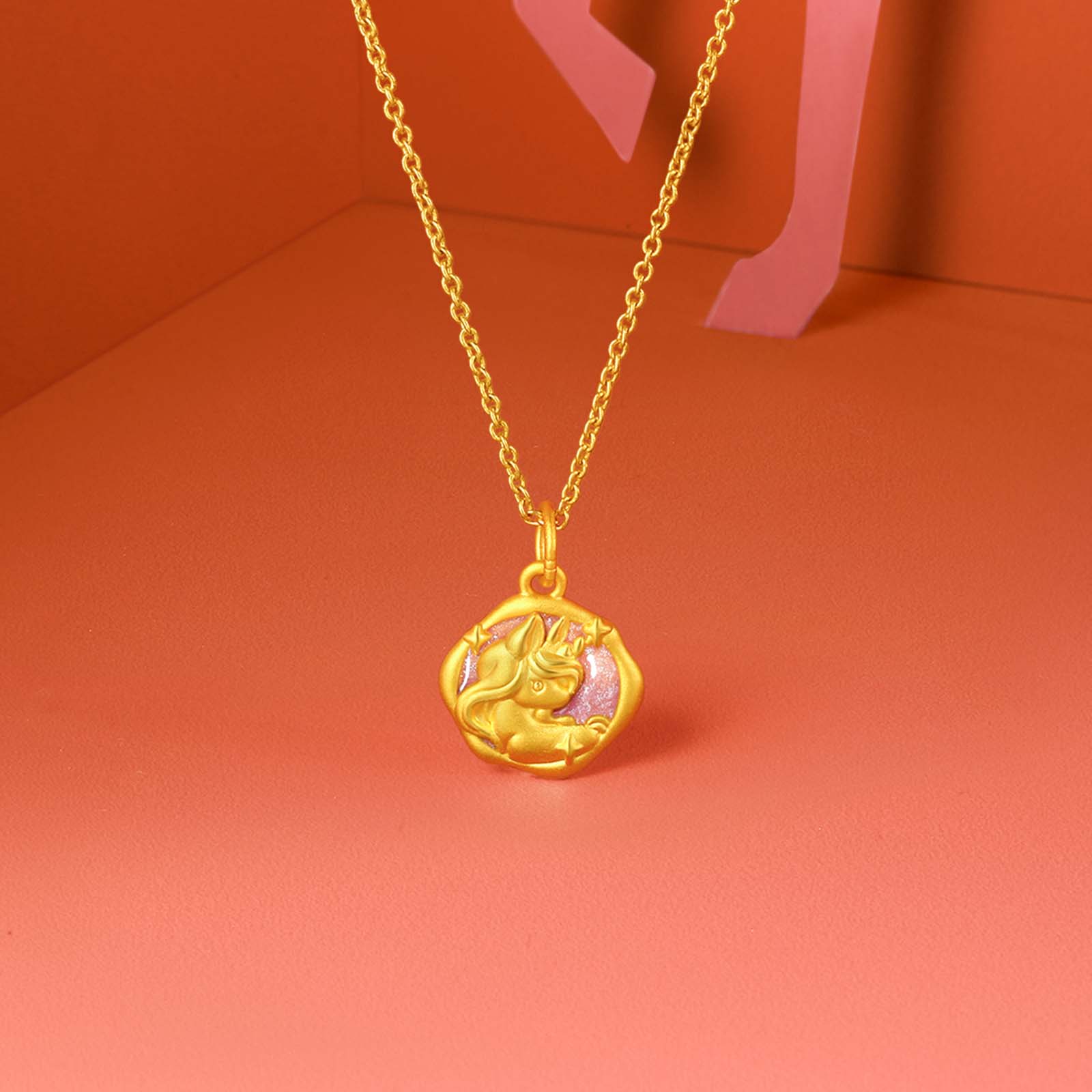 'Year of the Horse' 24K Gold Pendant Moon Horse 1-1.3g A0415519