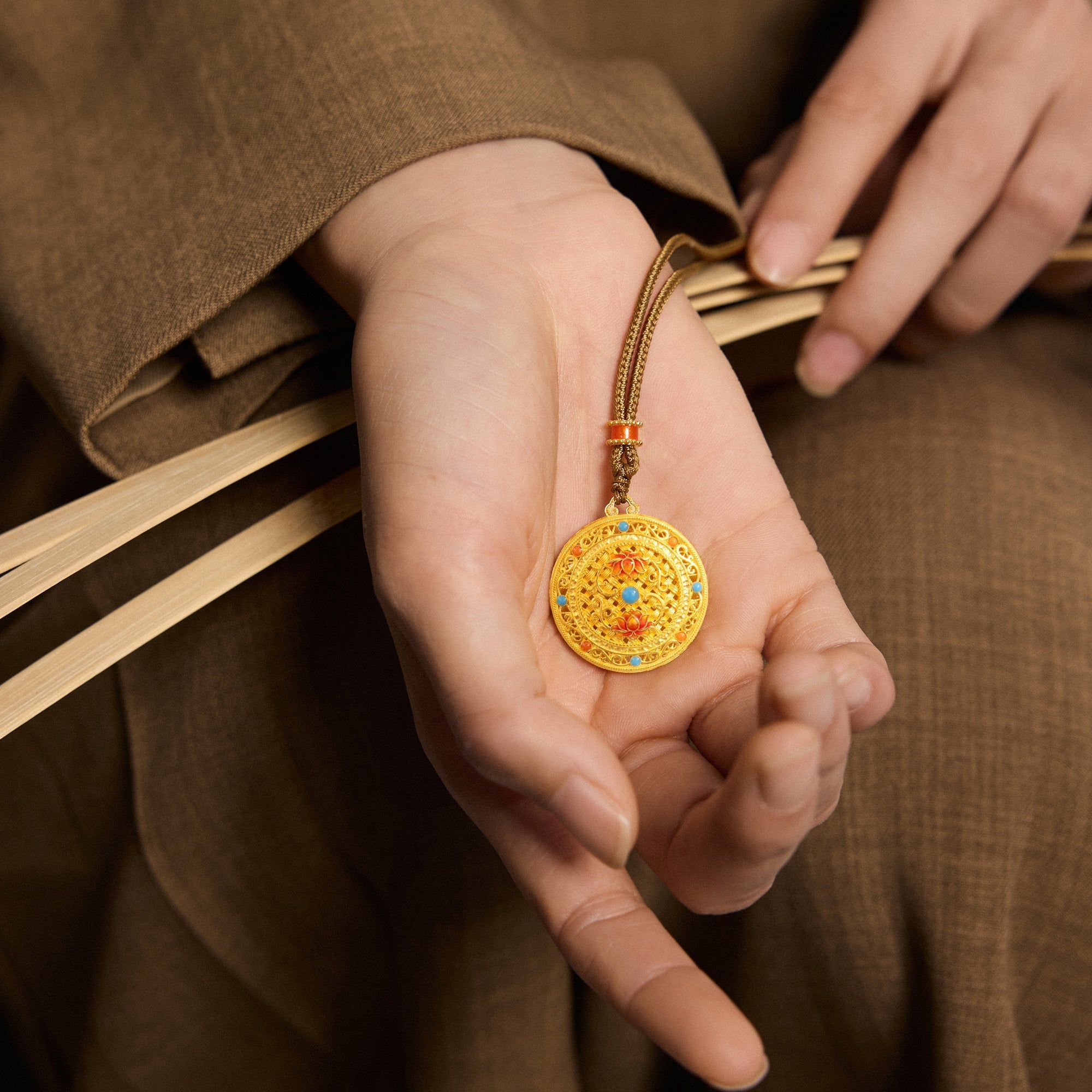 "Chinese Culture Collection - Woven Bamboo" 24K Gold Pendant Necklace Diamond 0.003ct Flora 18.14-20.5g W0423510