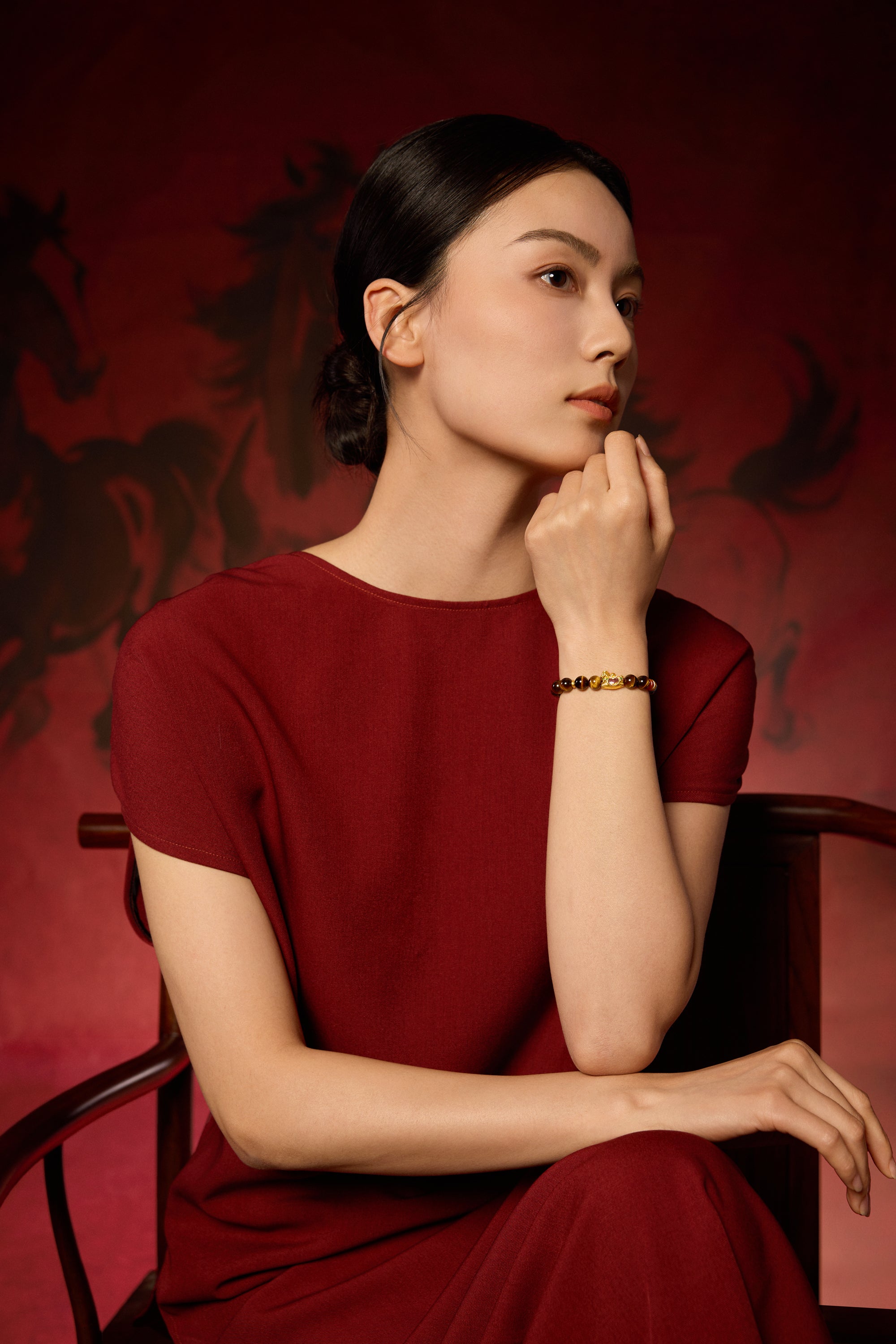 "Chinese Culture Collection - Dan Qing" 24K Gold Beaded Bracelet Tiger's-eye 7.8-8.3mm Diamond 0.0026ct Agate 5.8-6.3*3.5-4mm Horse 1.1-1.55g J1937266