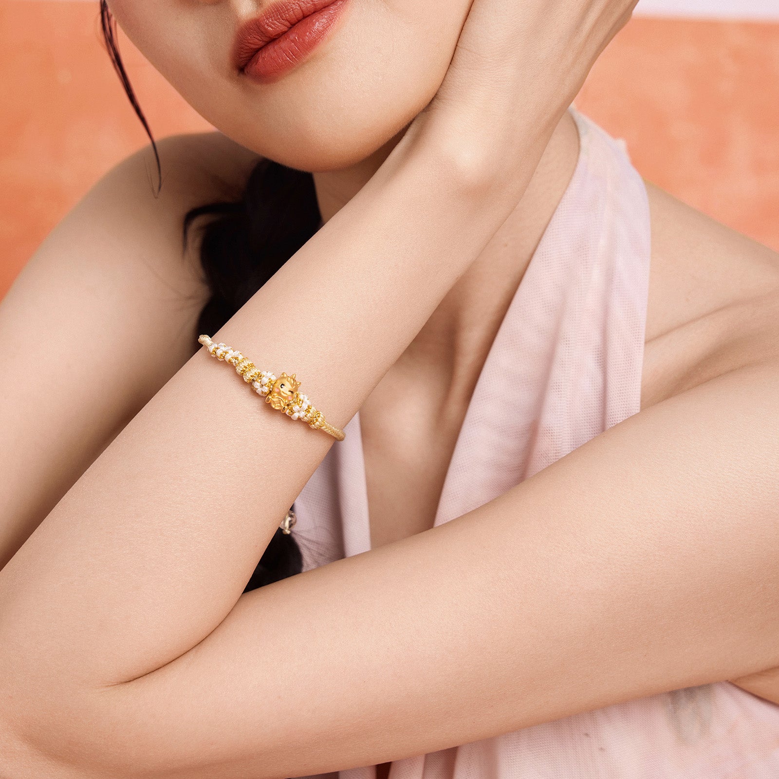 'Year of the Horse' 24K Gold Bracelet Horse Coin 0.6-0.8g 16cm-22cm A1715943