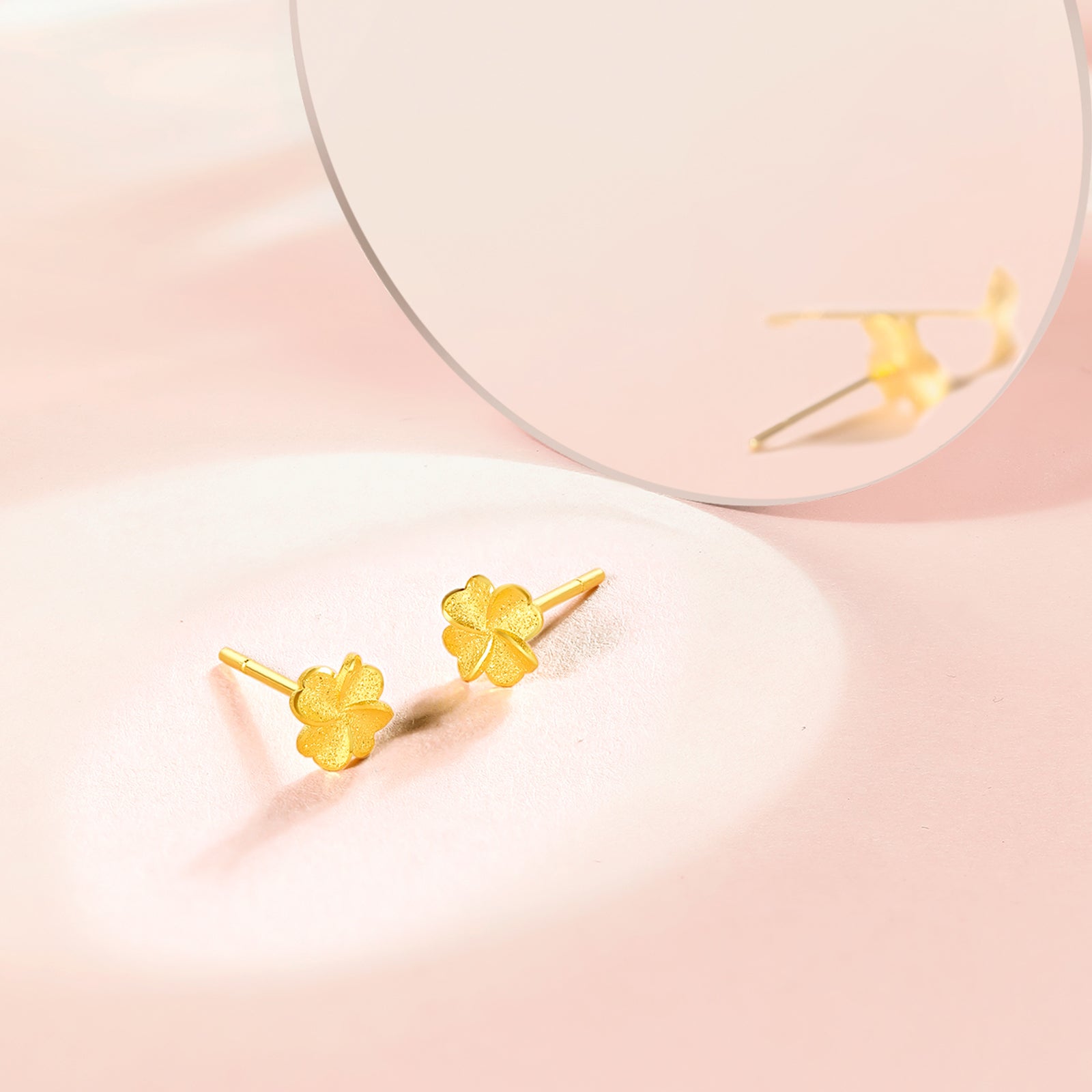 999.9 24K Gold Earrings Clover 0.8-1g 16-19cm A0912975