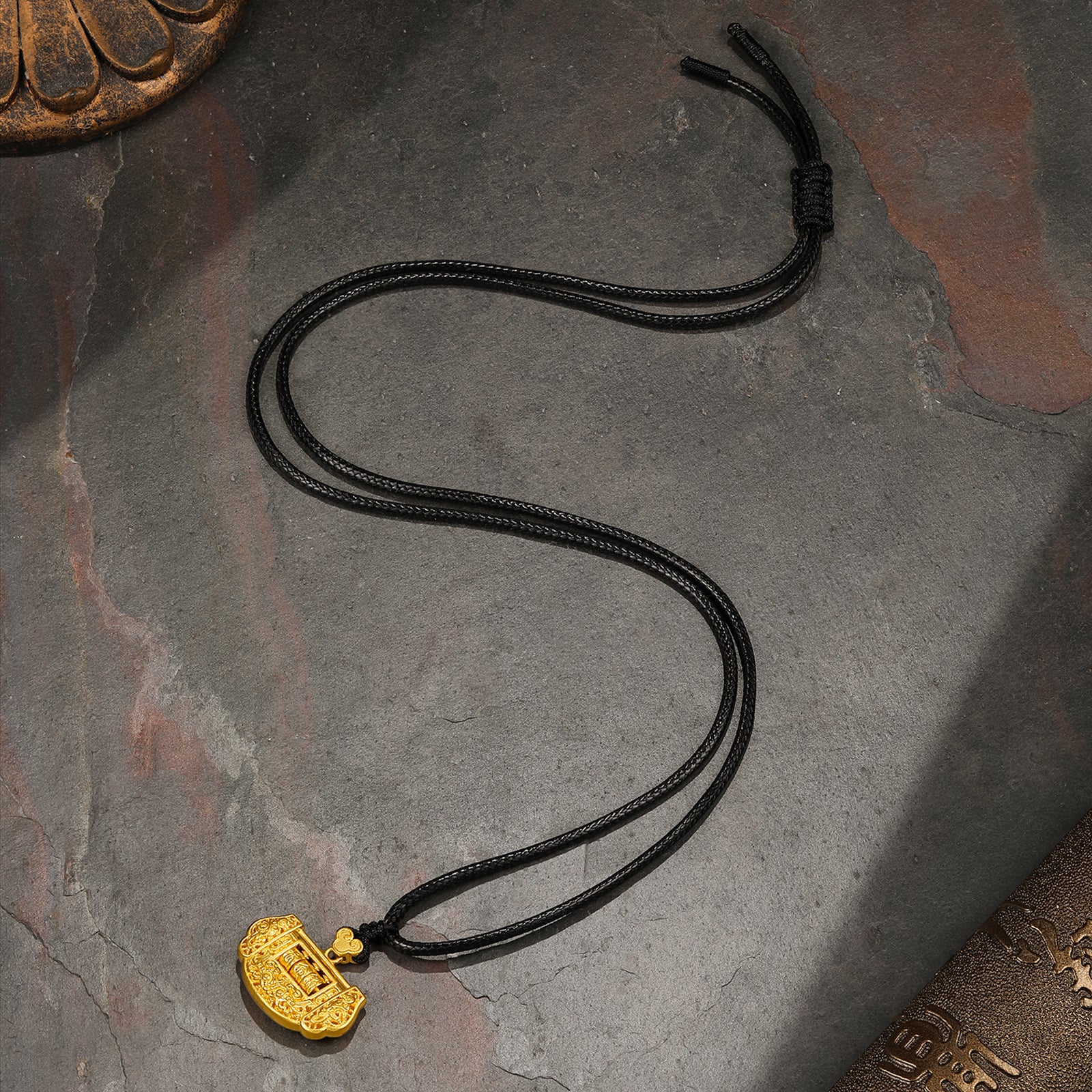 'Antiquity Gold' 999.9 24K Gold Pendant Necklace Longevity Lock 9-11g A0413203