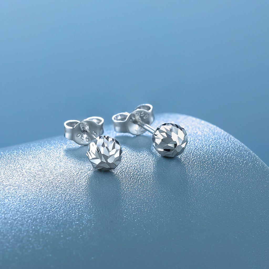950 Platinum Earrings 1.4-1.7g PT091327