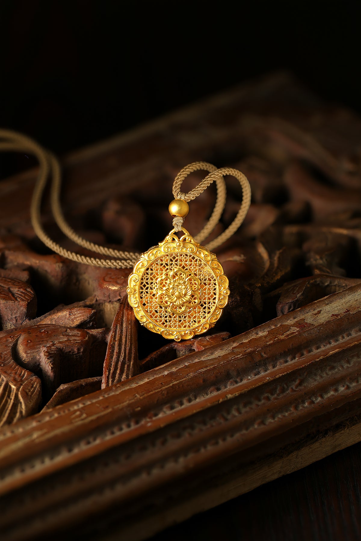 "Chinese Culture Collection - Wood Carving" 999 24K Gold  String Pendant Diamond 0.017ct Diamond 0.01ct Diamond 0.005ct Dragon Phoenix 13-15g W0450033