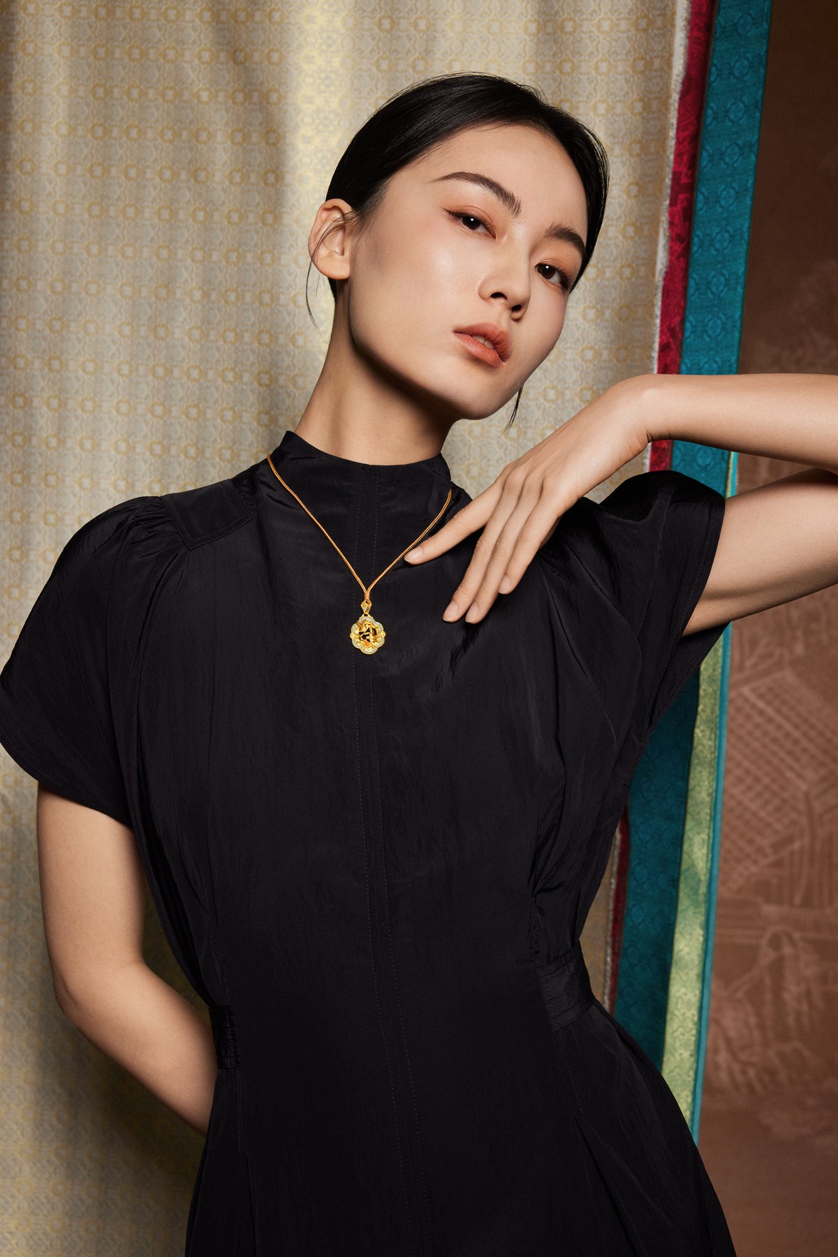 "Chinese Culture Collection - Song Brocade" 24K Gold Pendant Necklace Magpie 13.12-15.12g A0423513