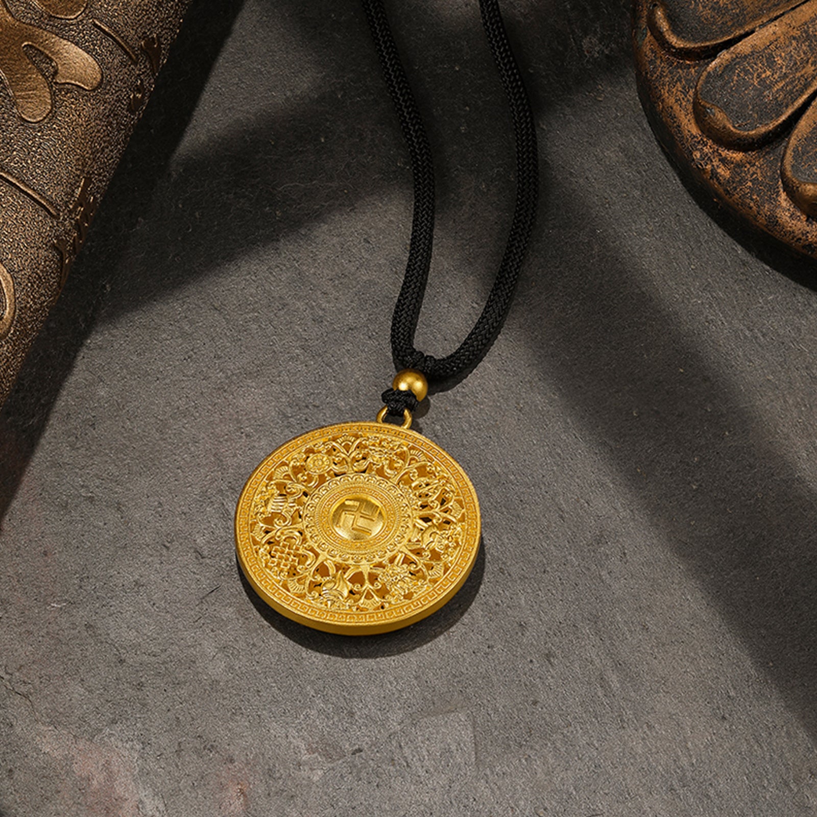 'Antiquity Gold' 999.9 24K Gold Pendant Necklace 16-17g A0413186