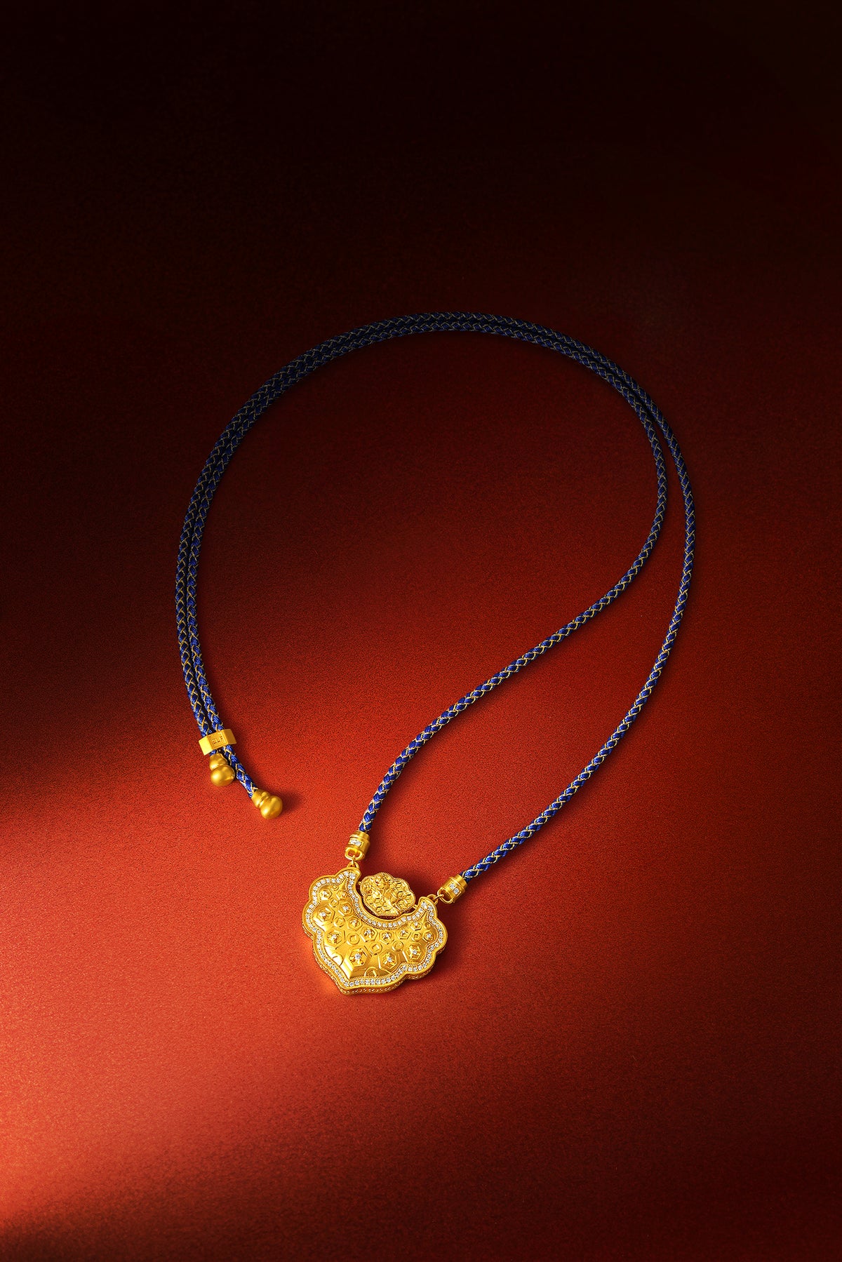"Chinese Culture Collection - Dan Qing"999 24K Gold pendant 0.0043ct Ruyi 31-36g W0449932