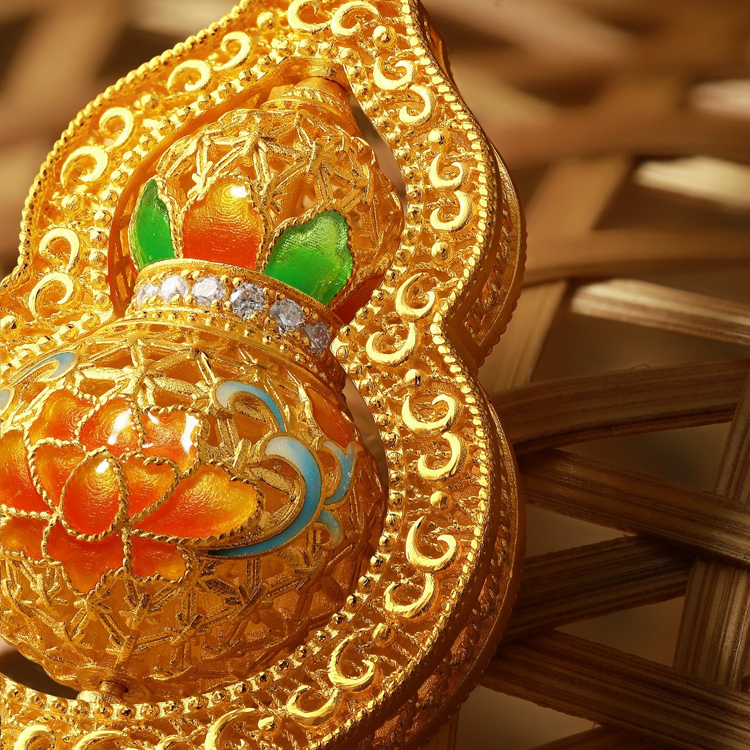 "Chinese Culture Collection - Woven Bamboo" 24K Gold Pendant Necklace Diamond Flora 9.69-11.69g W0423509