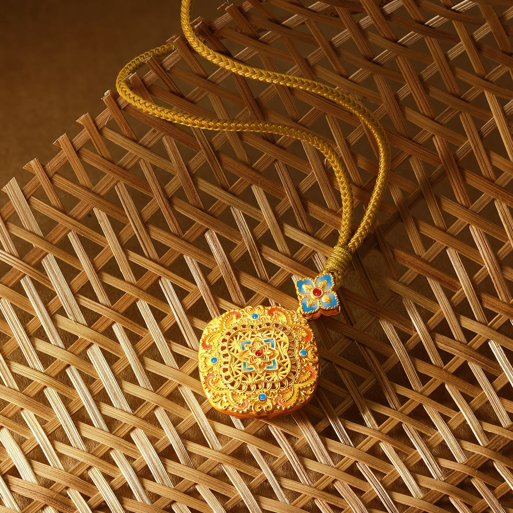 「中國文化系列 - 竹編」 24K金吊墜項鍊 鑽石0.015克拉 鑽石0.014克拉 花卉圖案 16.58-18.58克 W0423508