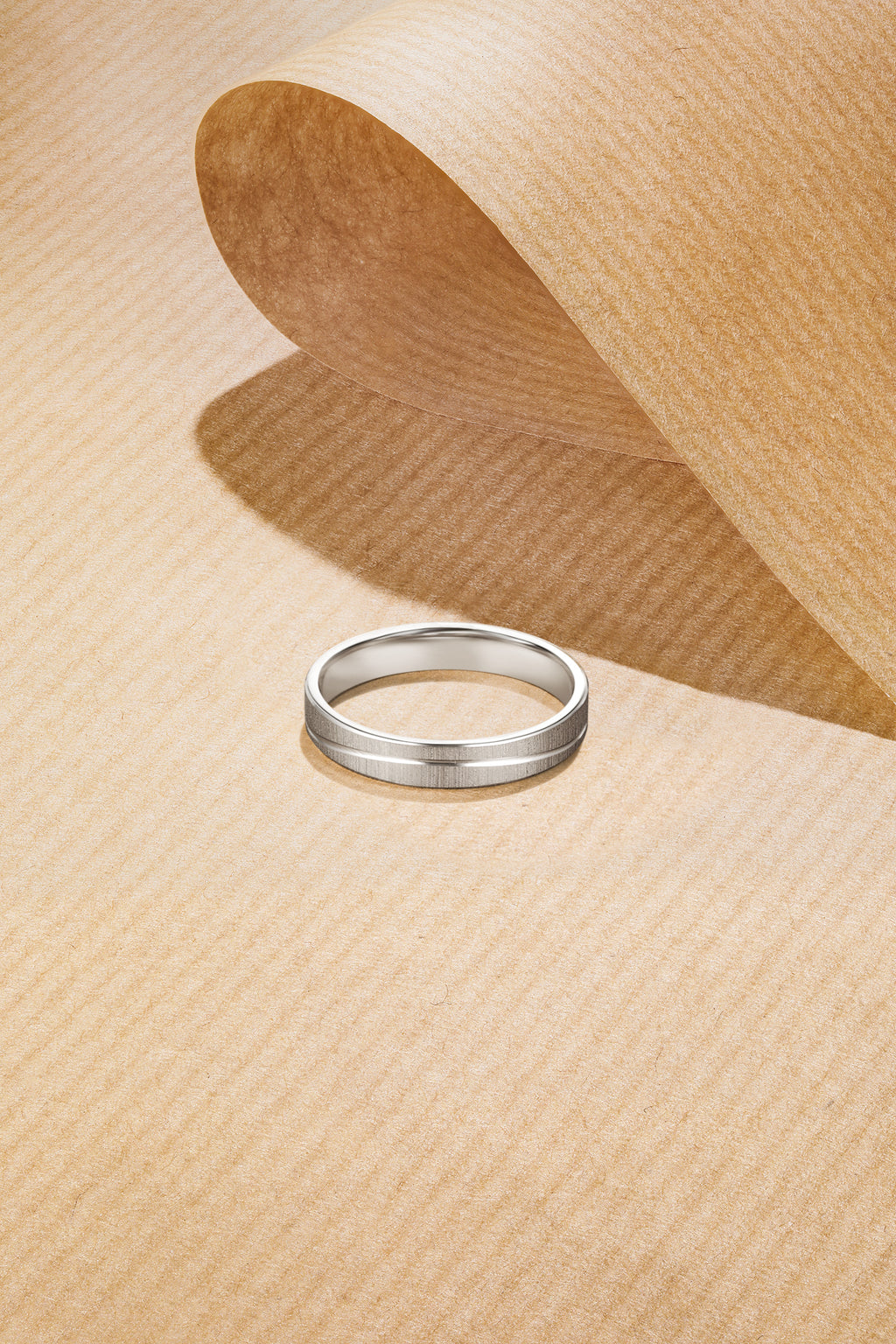 950 Platinum Ring 3-5g PT017306