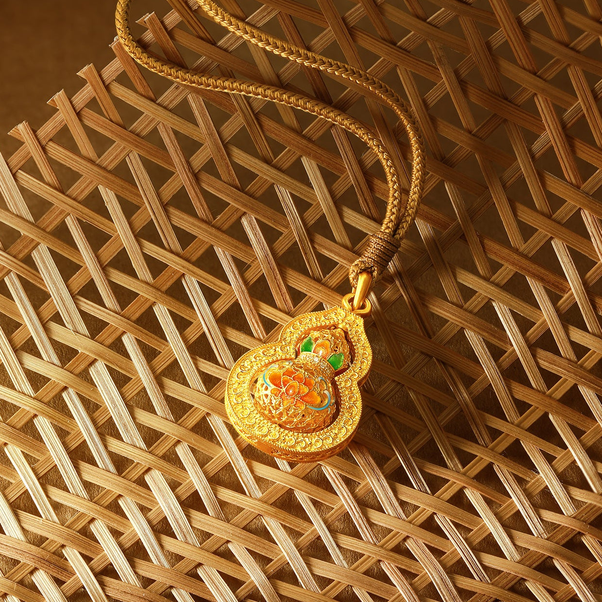 "Chinese Culture Collection - Woven Bamboo" 24K Gold Pendant Necklace Diamond Flora 9.69-11.69g W0423509